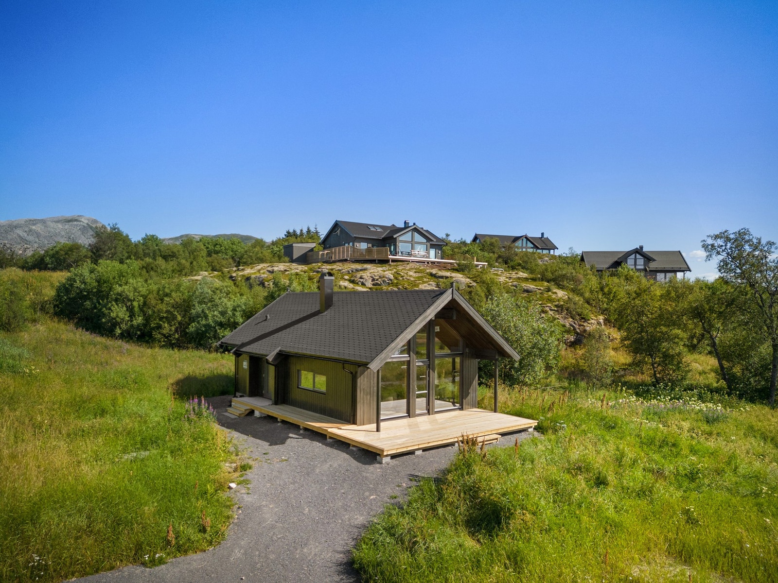 En moderne hytte i idylliske Lødingen. Galleribilde