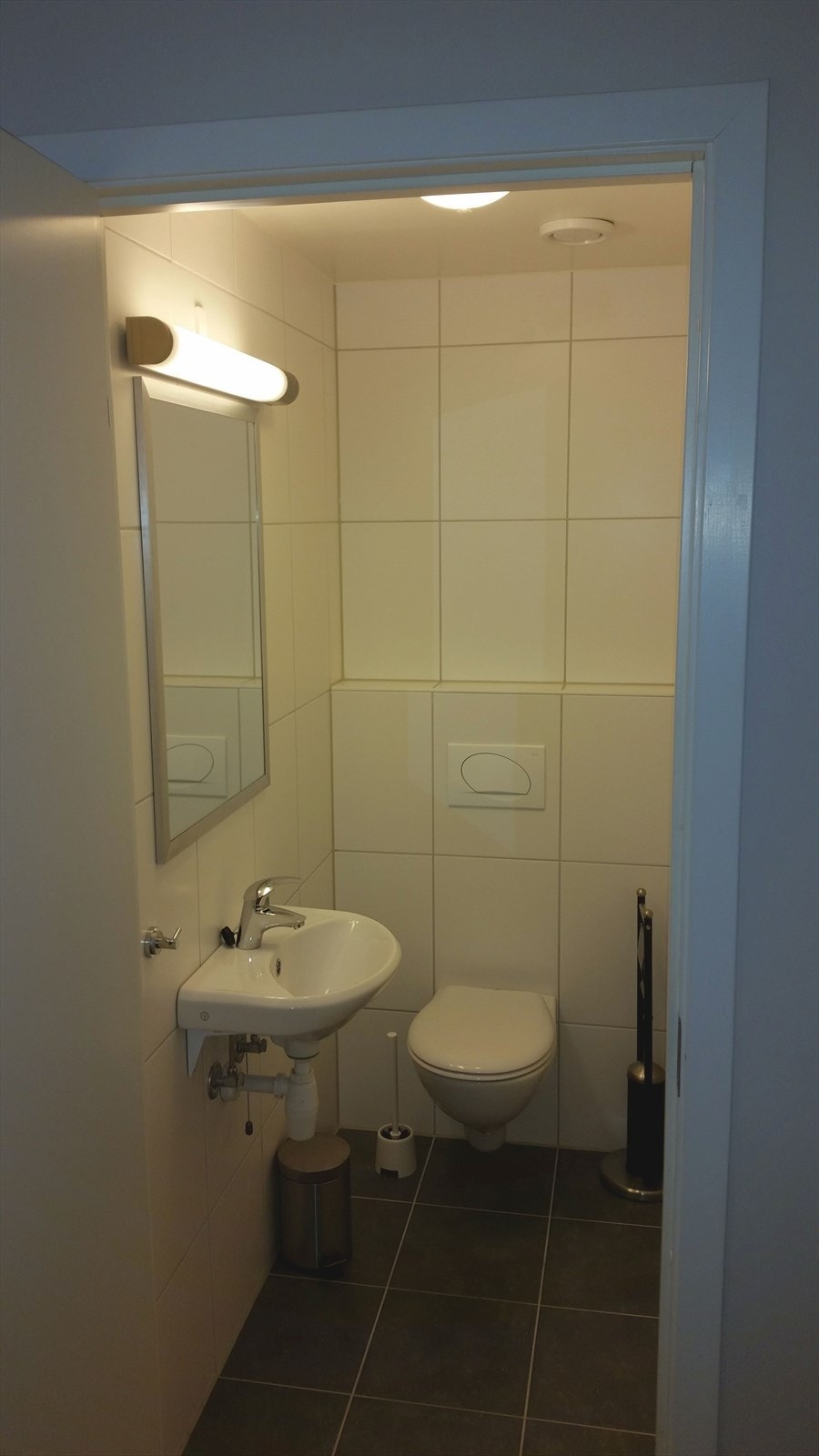 Gjeste toalett / Guest toilet Galleribilde