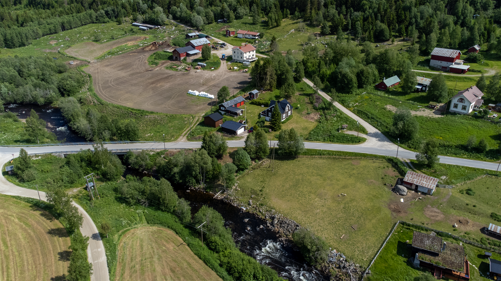 Dronebilde av Kristian Karset Broen Galleribilde