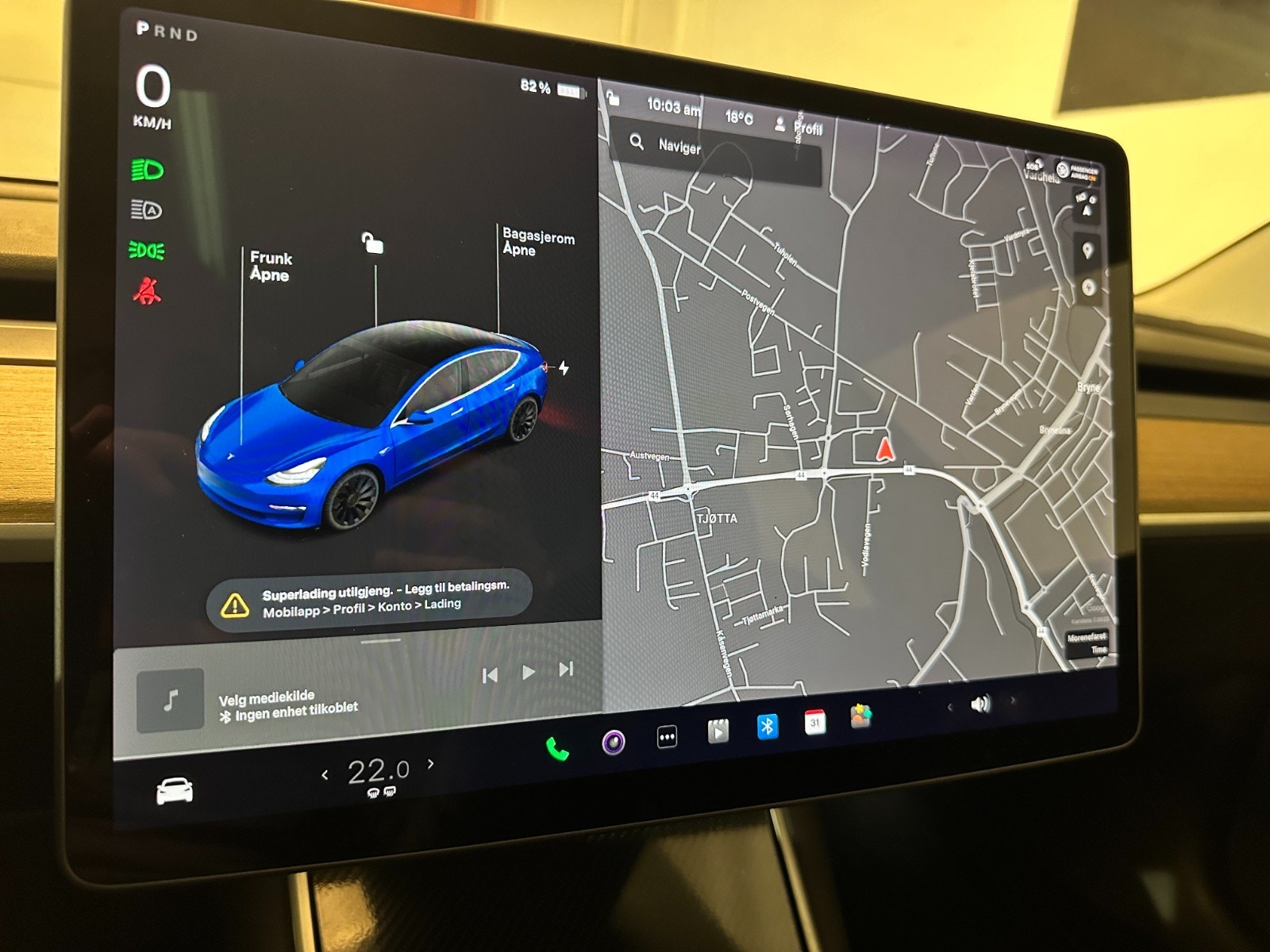Tesla Model 3 8