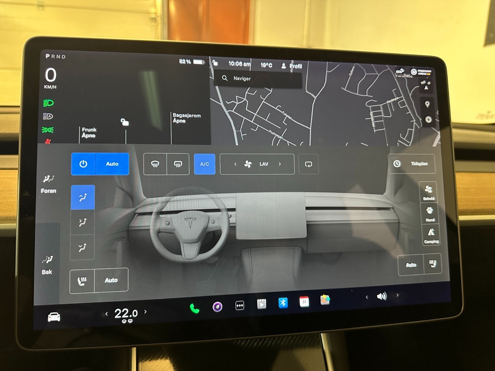 Tesla Model 3 28