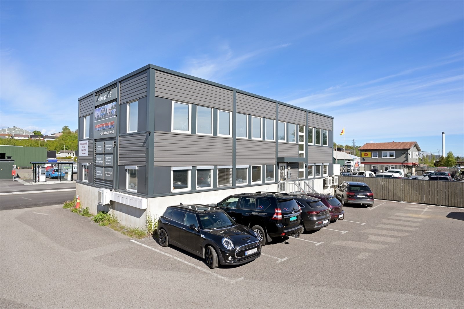 Fasade og inngangsparti Galleribilde
