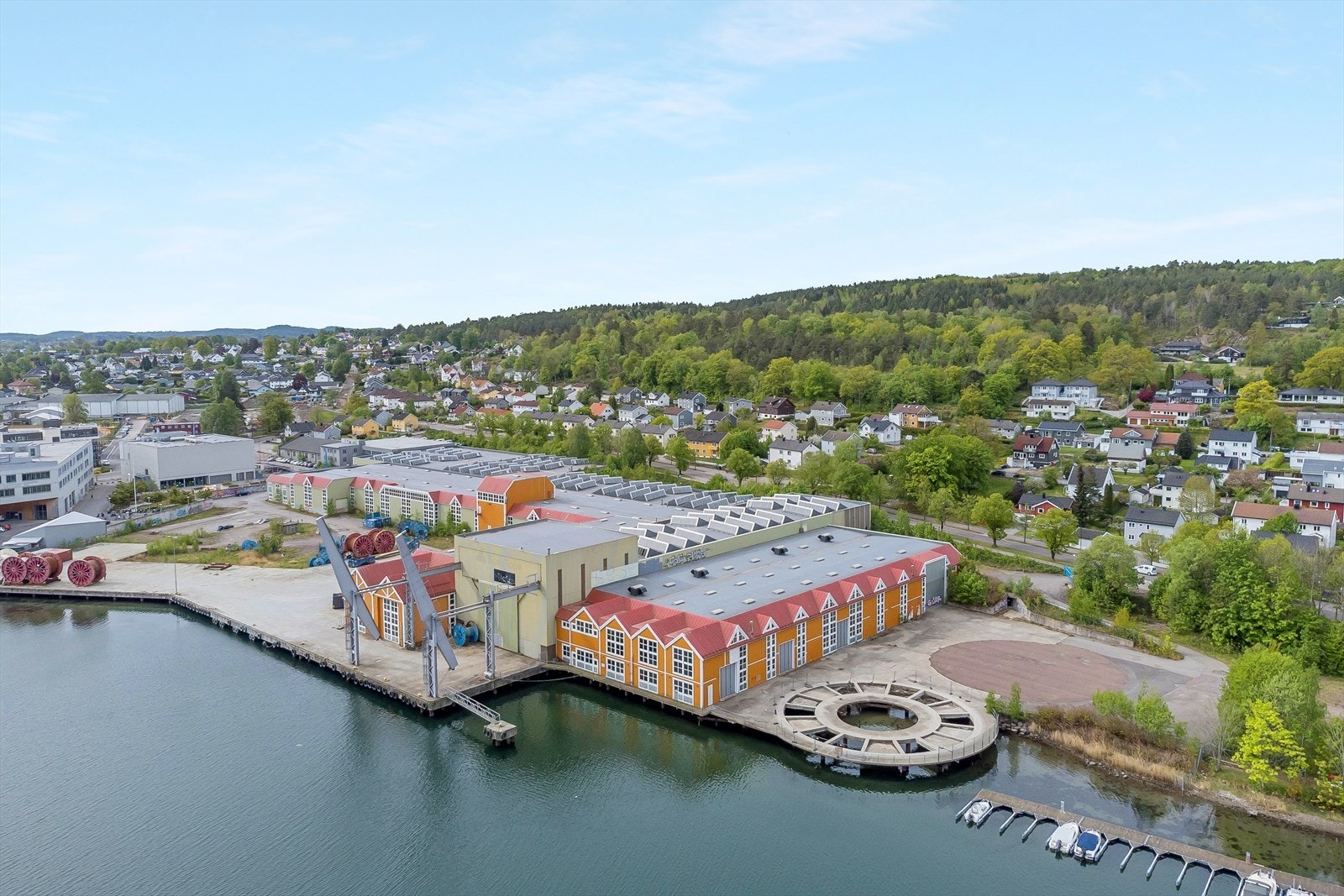 Eiendommen med kai-anlegg Galleribilde