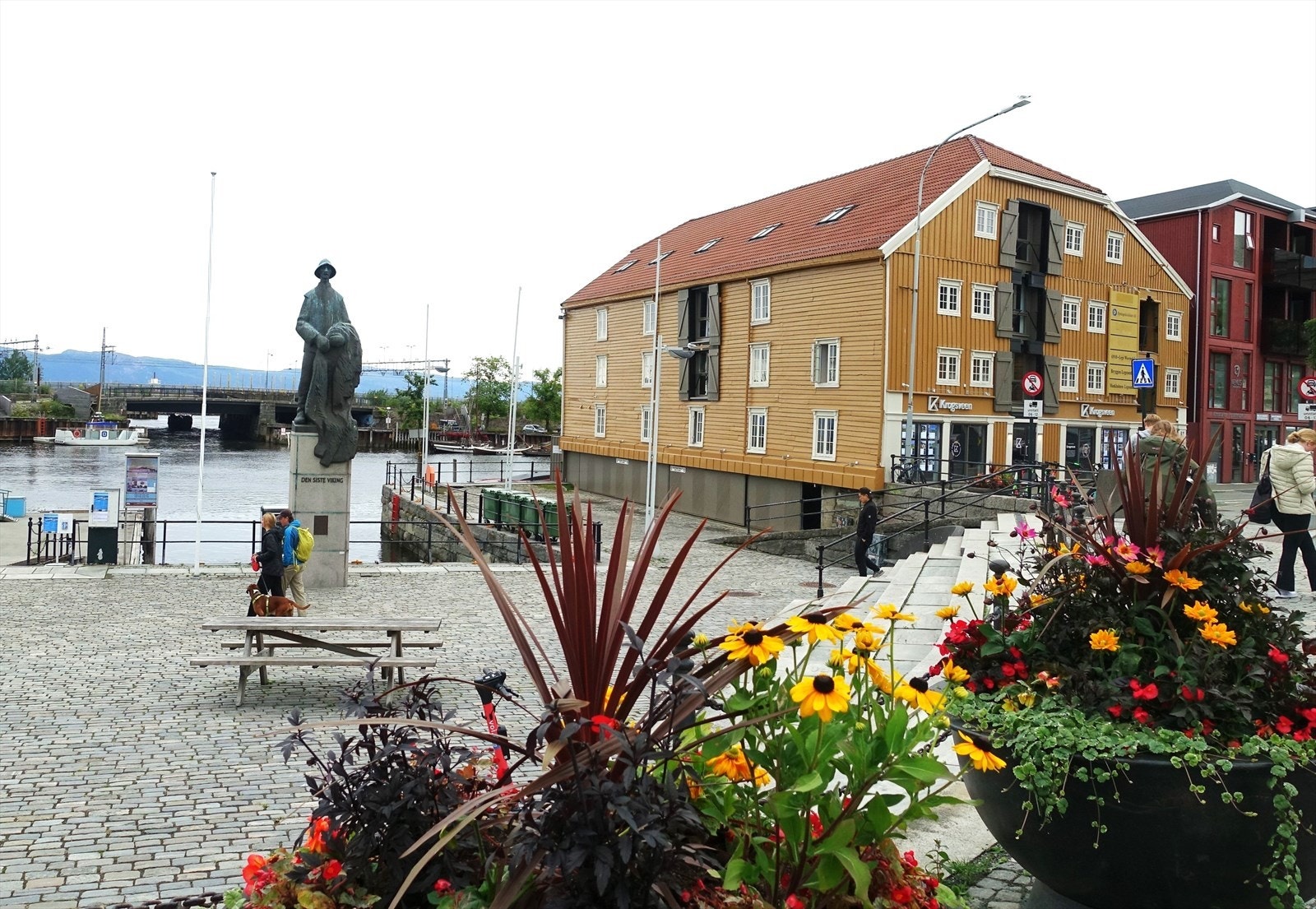 Fasade fra Ravnkloa. Galleribilde