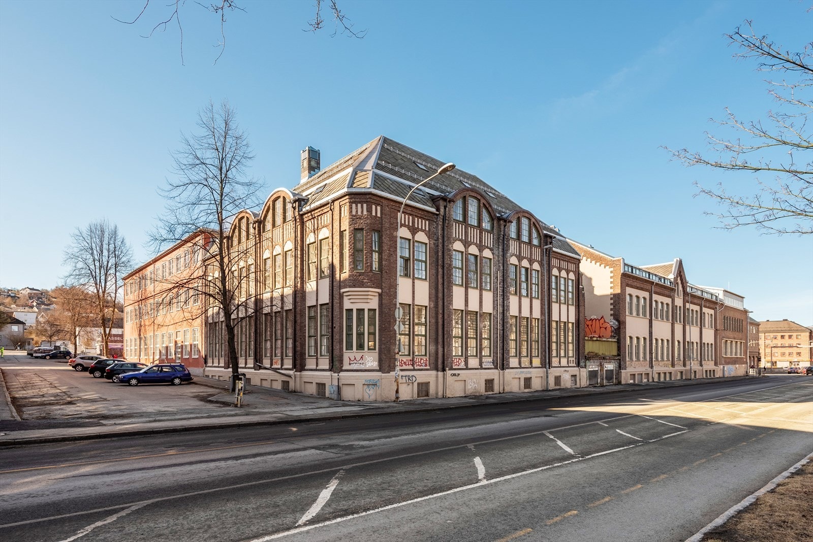 Sentrale kontorlokaler på 664 kvm fordelt på 2 plan Galleribilde