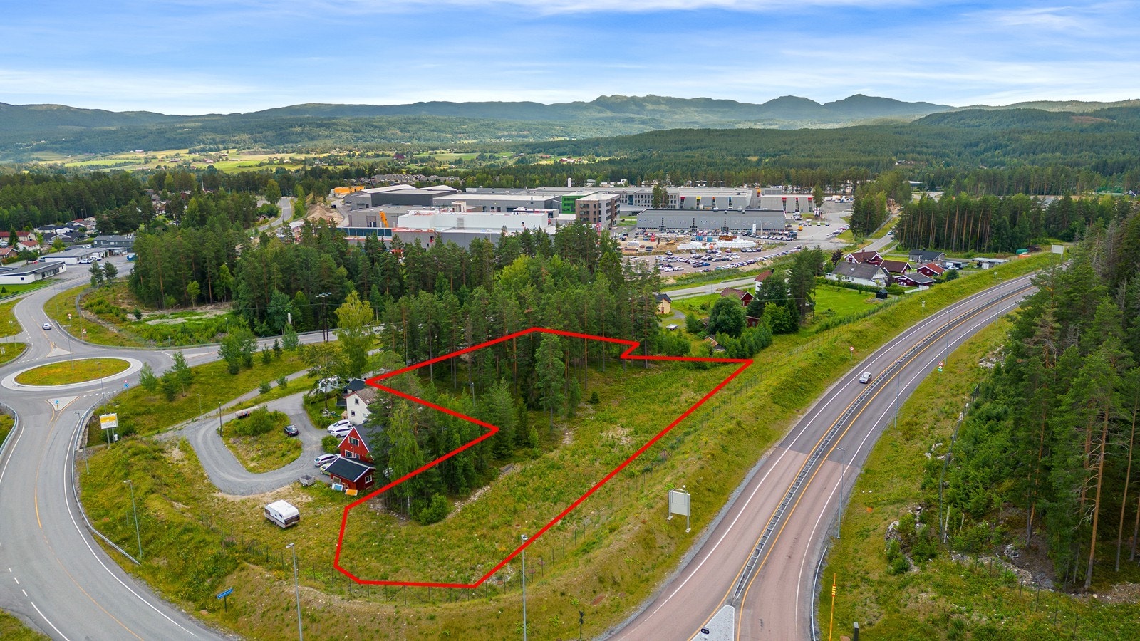 Med_tomtegrense Galleribilde