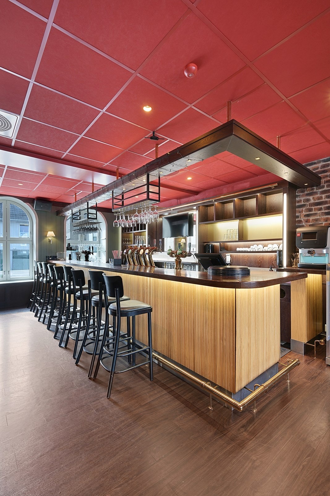 Bar 1. etg. Galleribilde