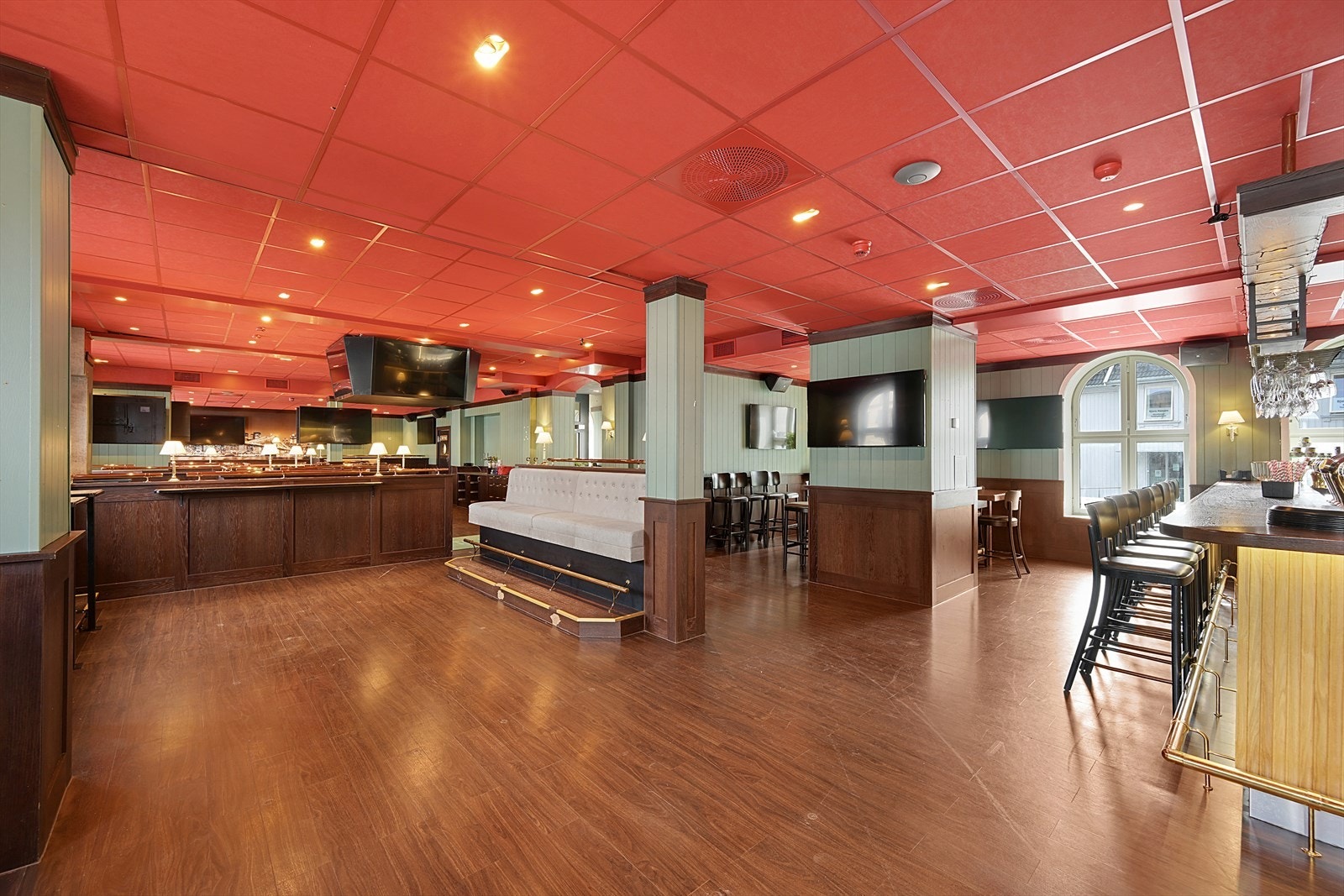 Restaurant 1. etg. Galleribilde