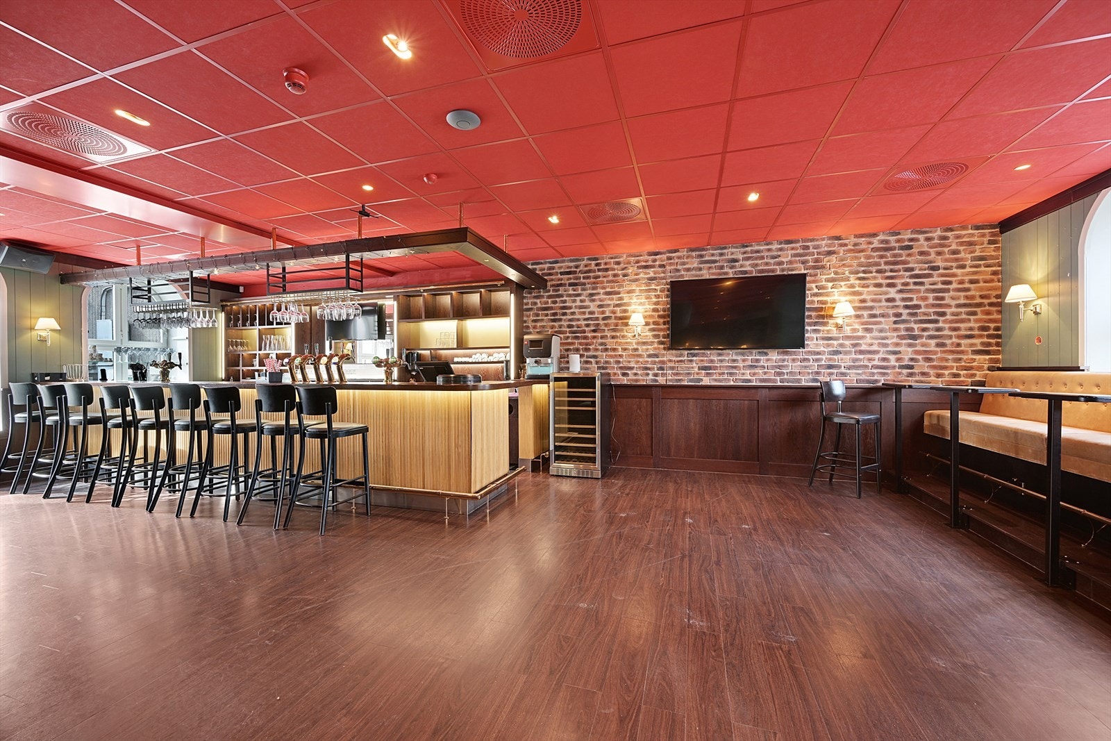 Bar 1. etg. Galleribilde