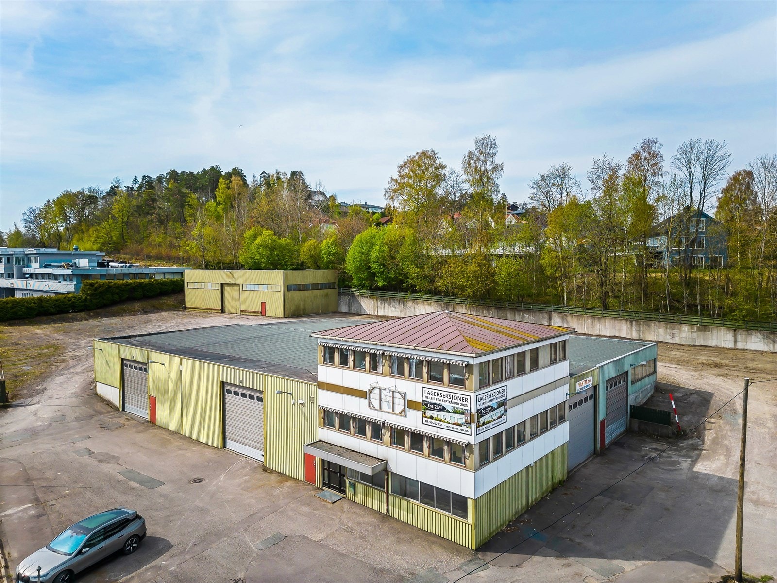 Hovedbygg og kaldtlager Galleribilde