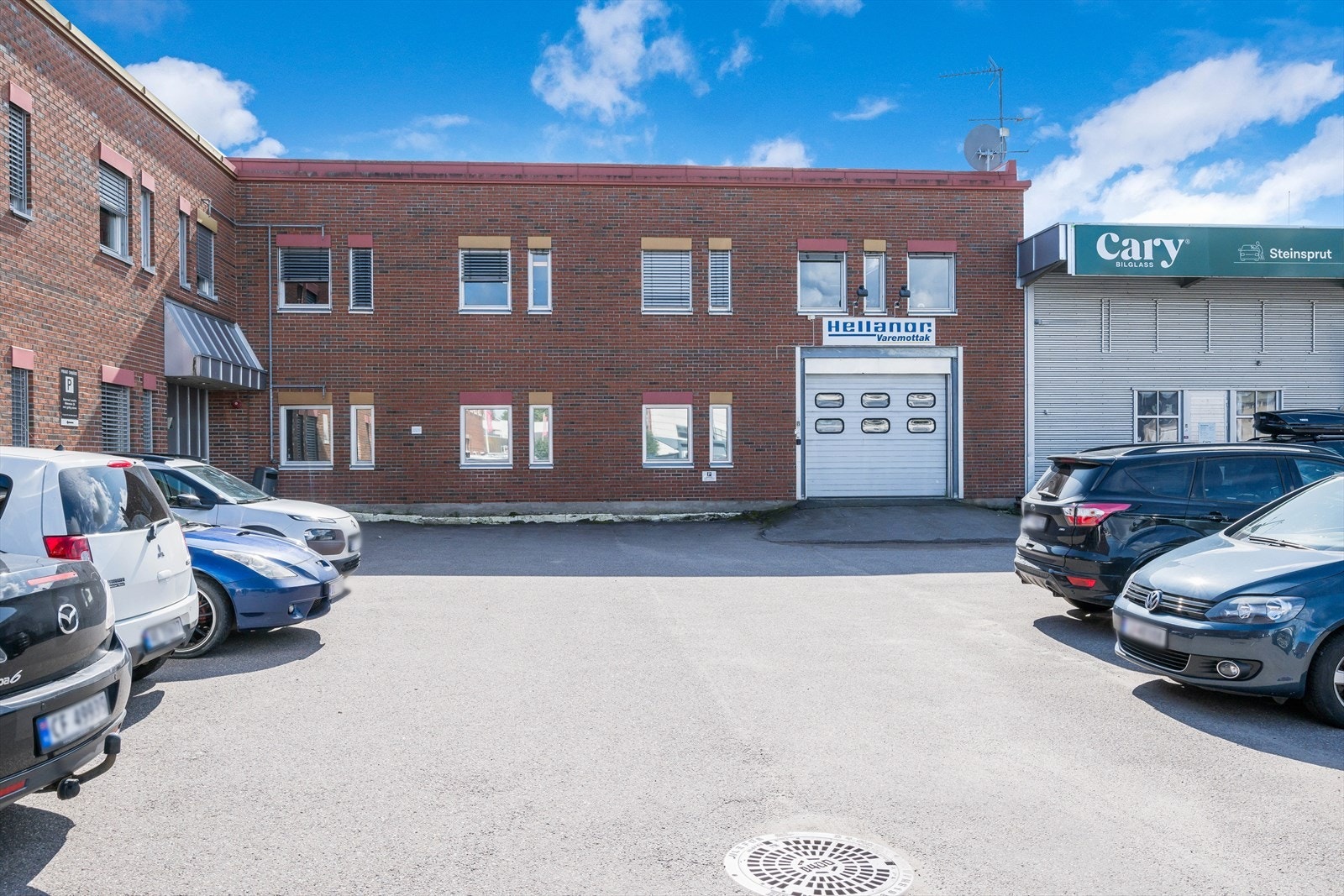Vareamottak og parkering Galleribilde
