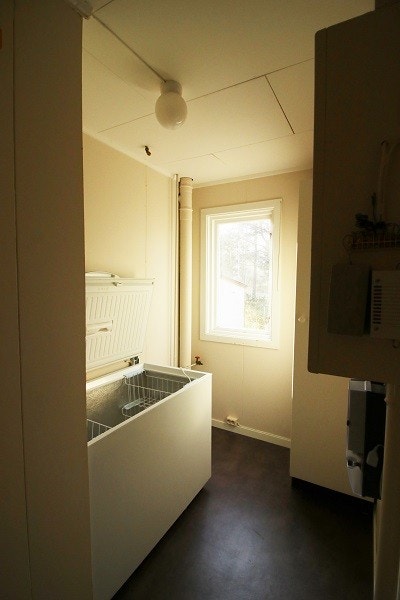 En av 2 boder Galleribilde