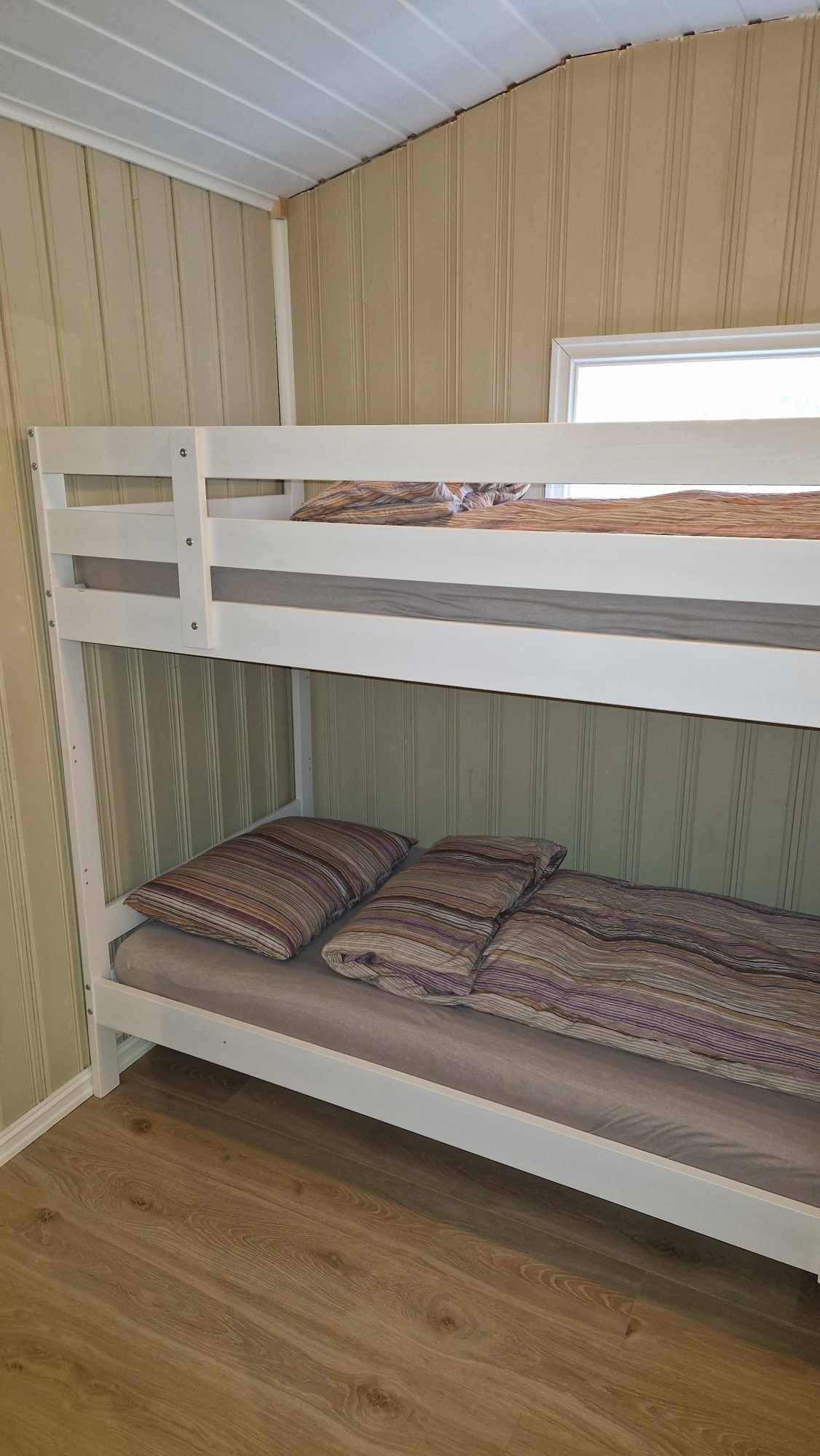 Soverom med varmekabler i gulvet, uten seng Galleribilde