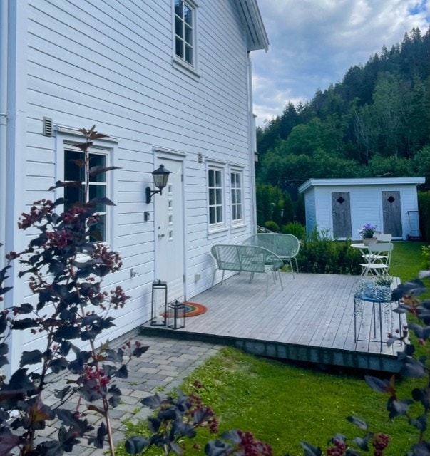 Flott uteområde, uten innsyn Galleribilde