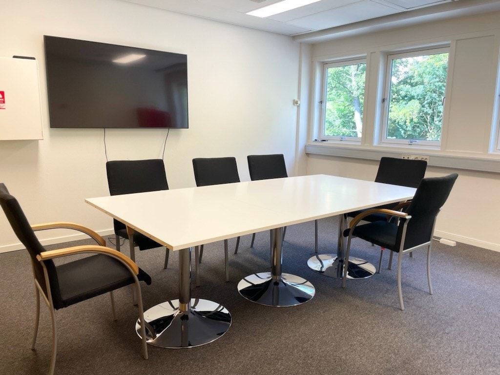 Spiserommet. Kan også nyttes som møterom Galleribilde