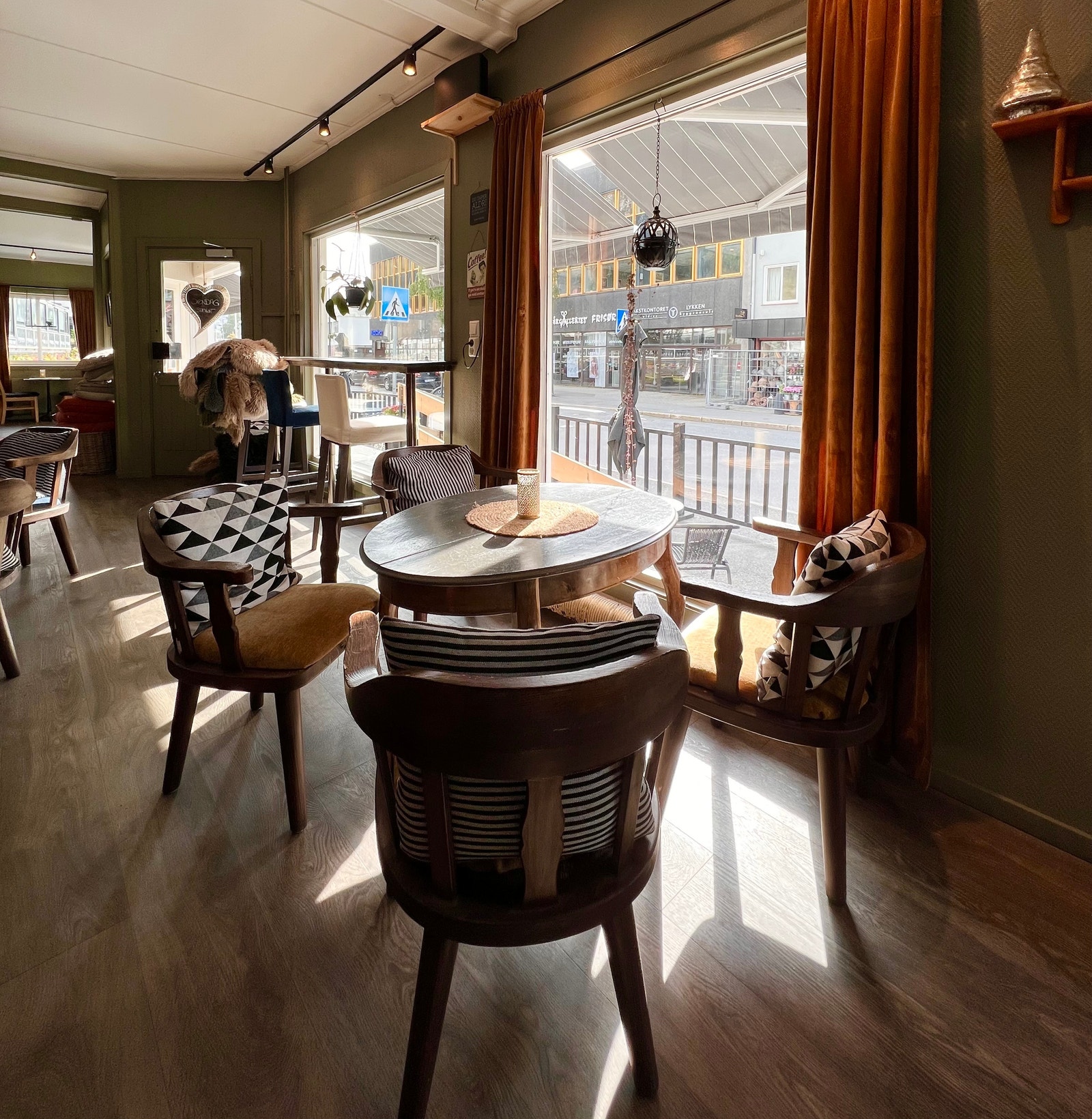 Interiør i cafeen Galleribilde