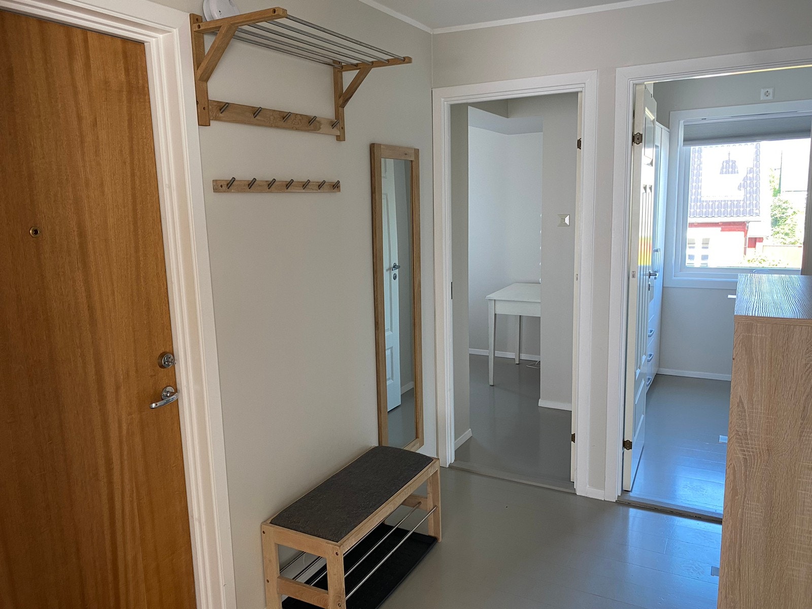 Gang sett fra stue Galleribilde
