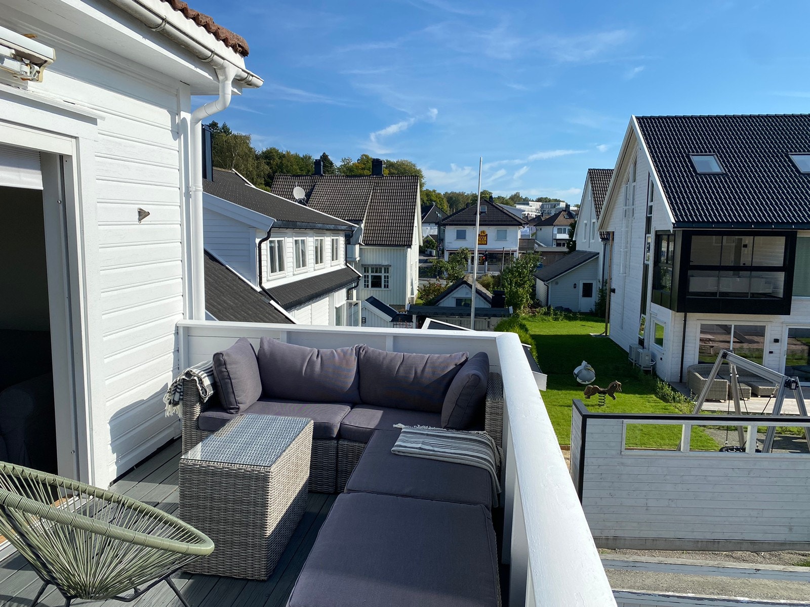 Solrik Veranda/balkong Galleribilde