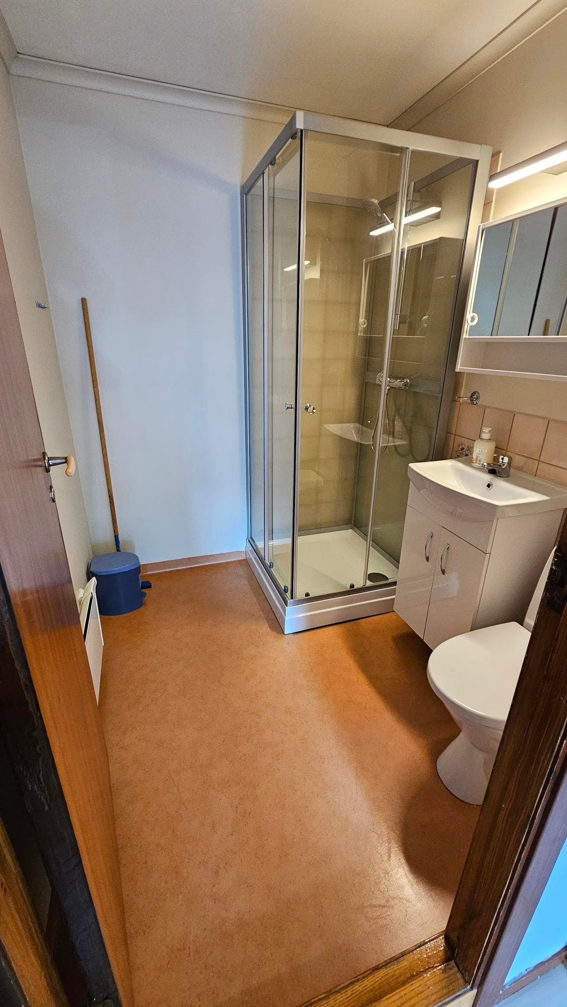 Nytt dusjkabinett Galleribilde