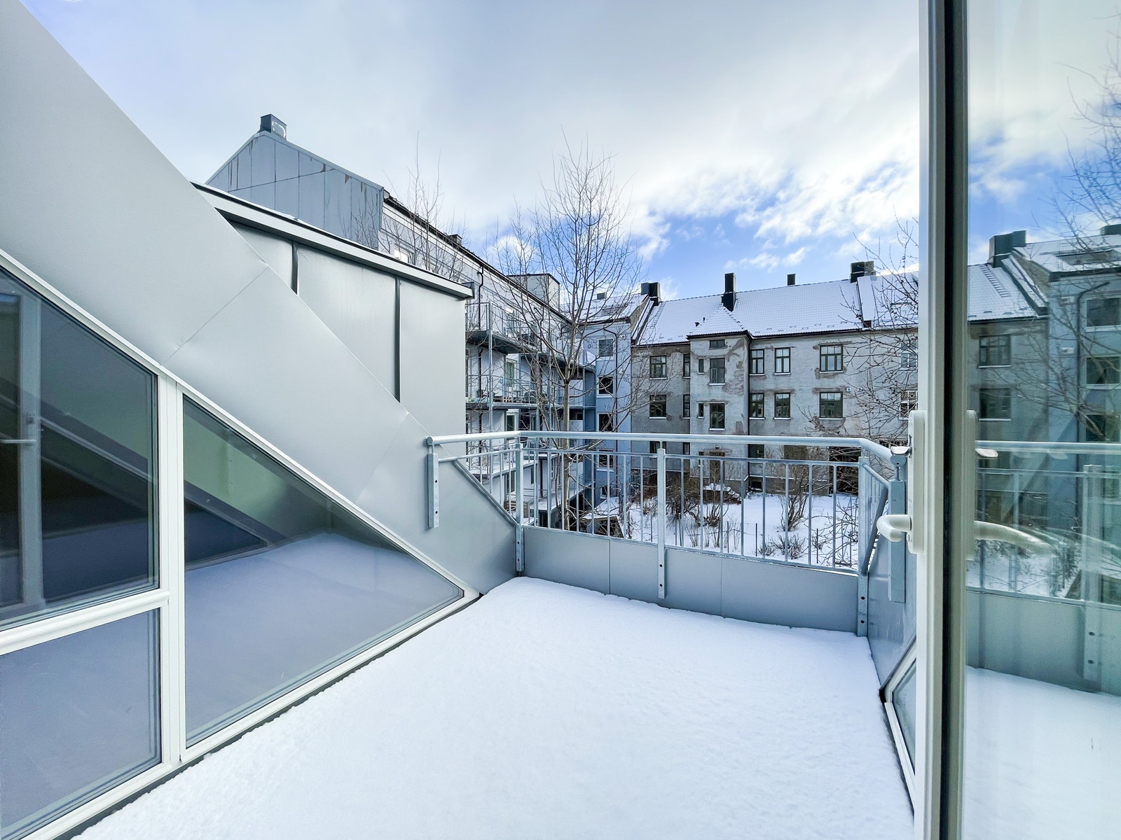 Takterrasse vinter Galleribilde