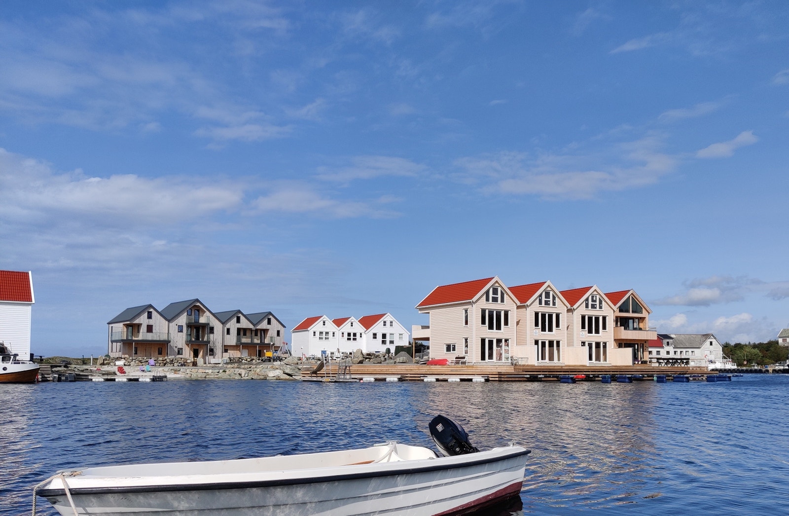 Idyll i Karmøys skjærgård. Galleribilde
