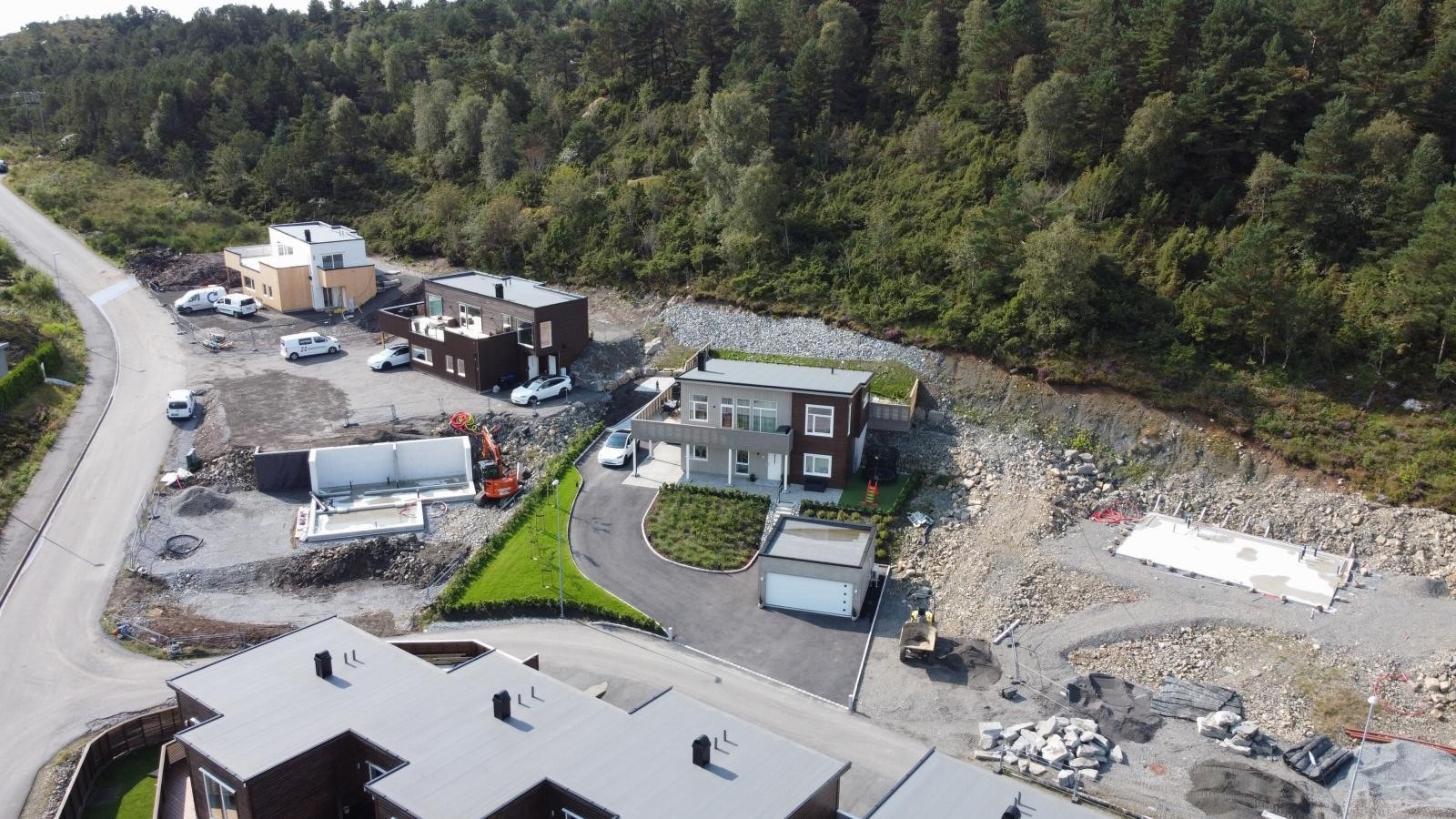 Vi har 5 eneboliger igjen - ta kontakt for tomtevisning i dag! Galleribilde