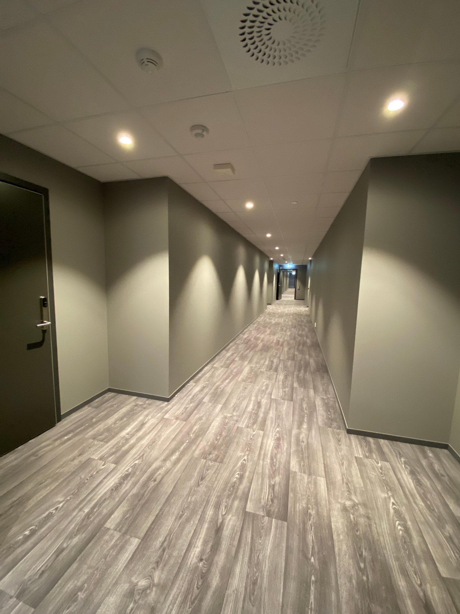 Utenfor leiligheten Galleribilde