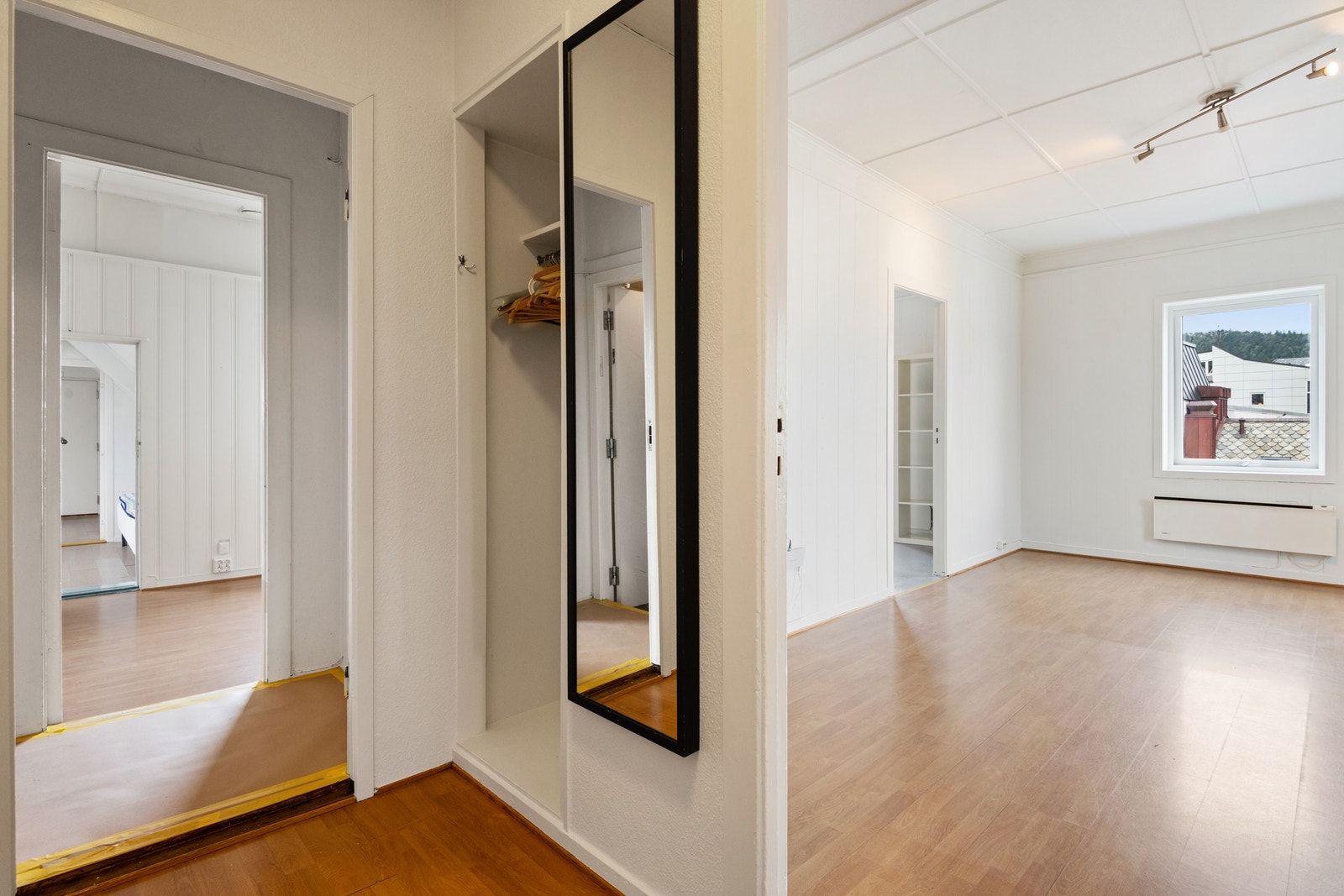 Gang/stue Galleribilde