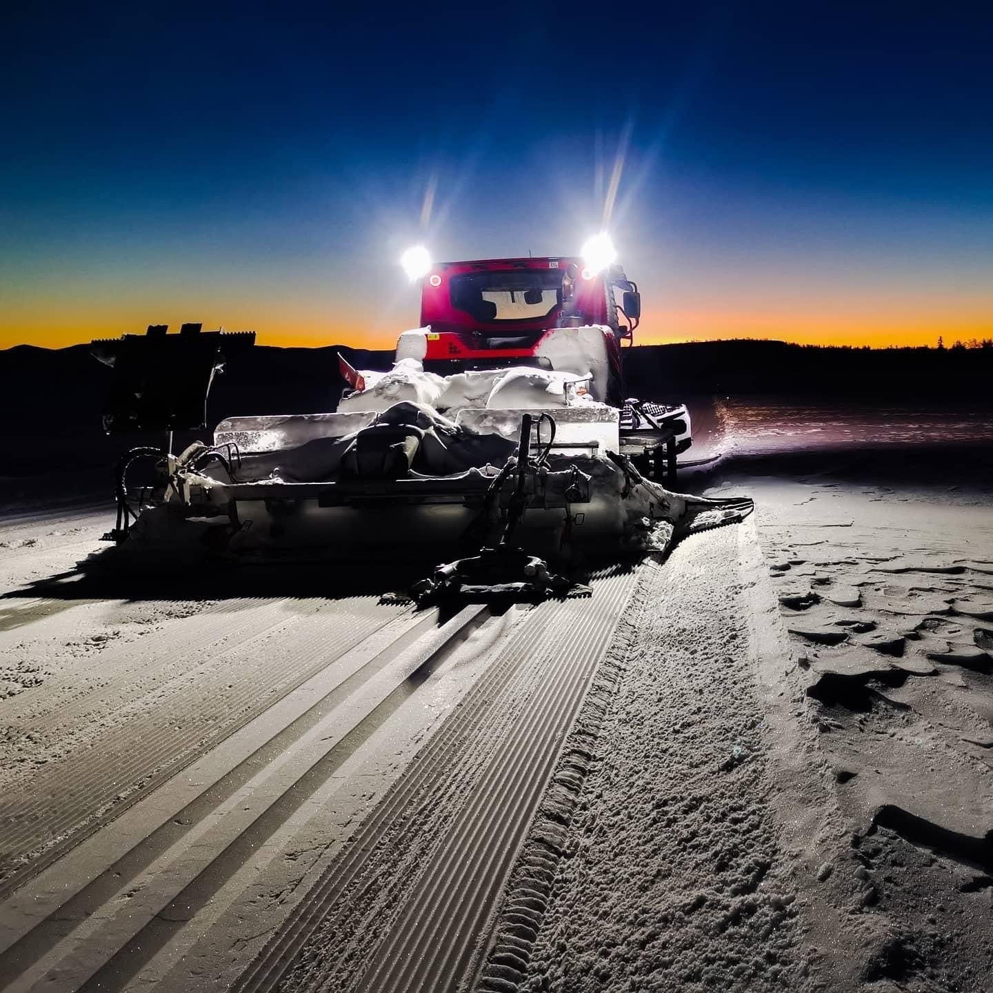 Det er kort vei til langrennsløypene rundt Ustedalsfjorden, eller om du foretrekker å sykle om sommeren . Galleribilde