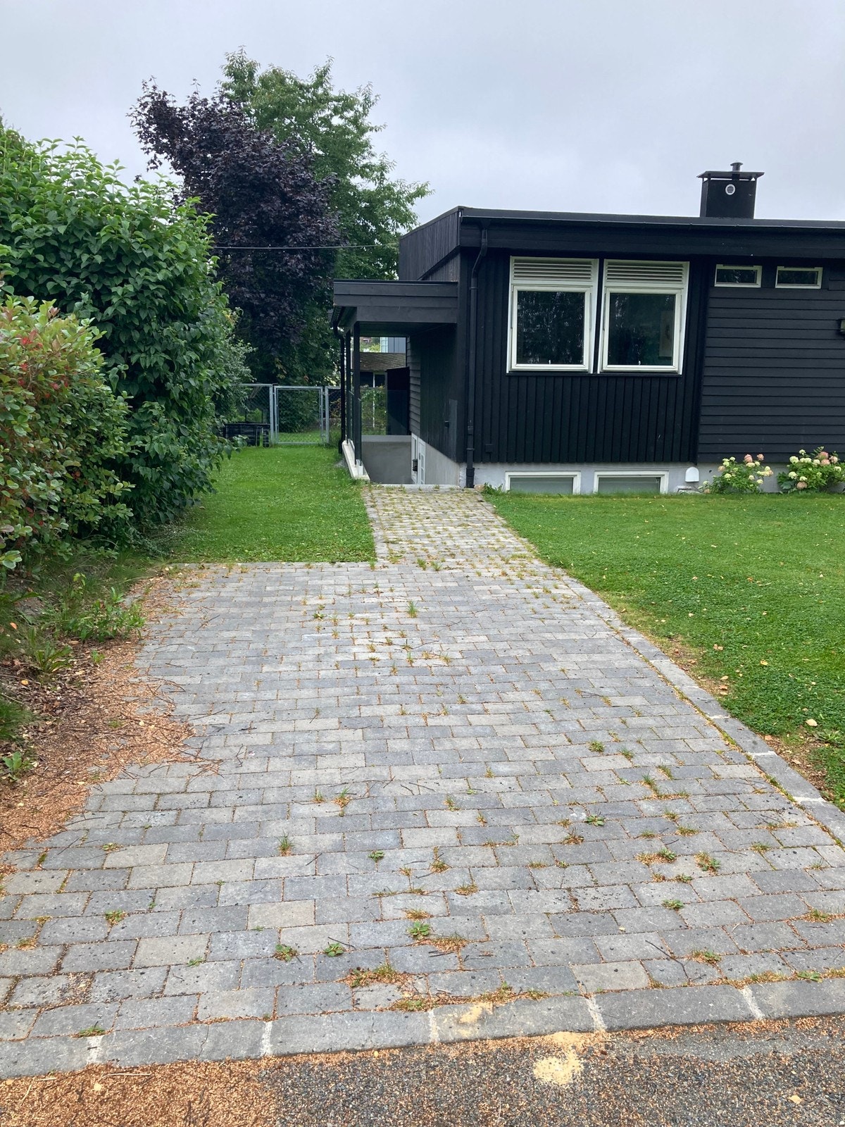 Egen parkeringsplass følger med. Galleribilde