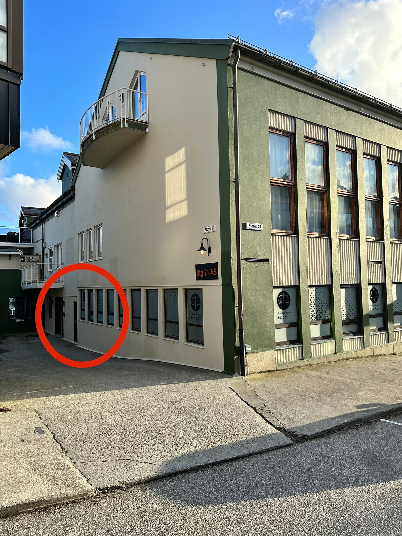 Inngang fra Storgata Galleribilde