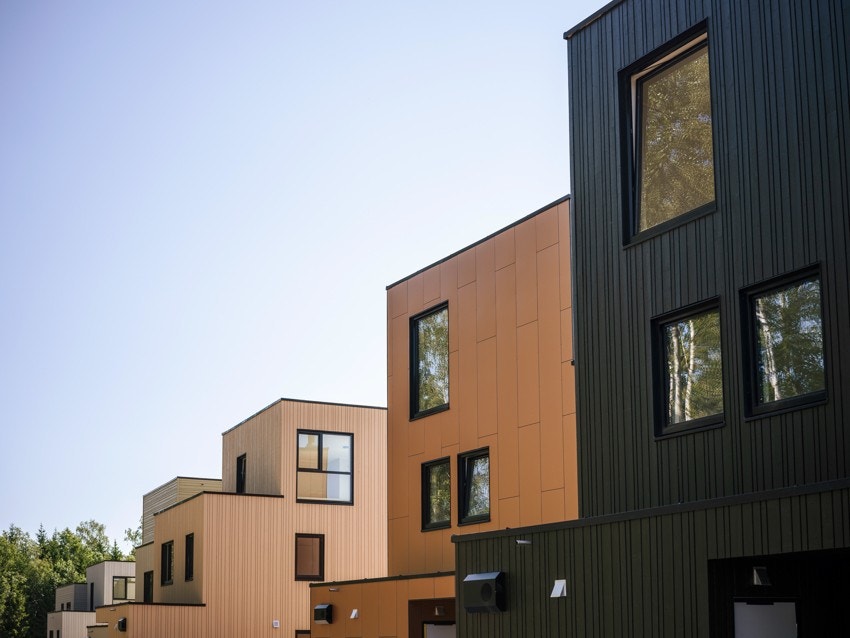 Fasade. Hus E03 helt til høyre i bildet. Galleribilde