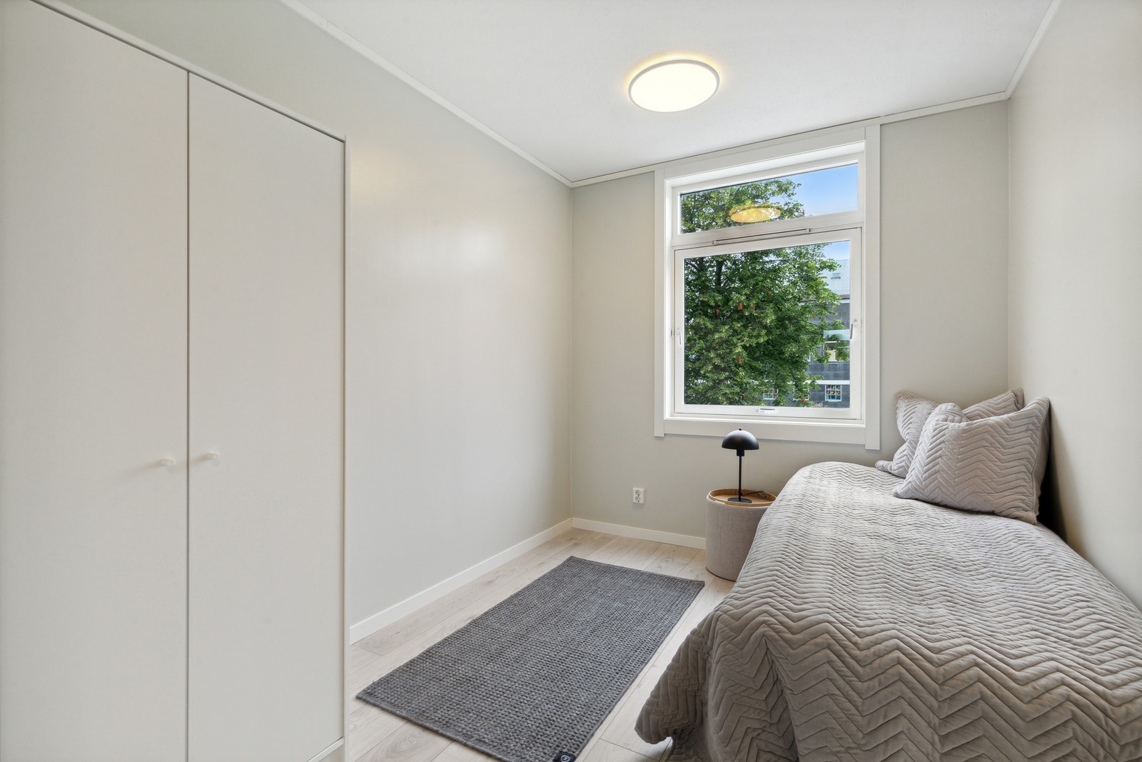 Leilighetens andre soverom - det i midten Galleribilde