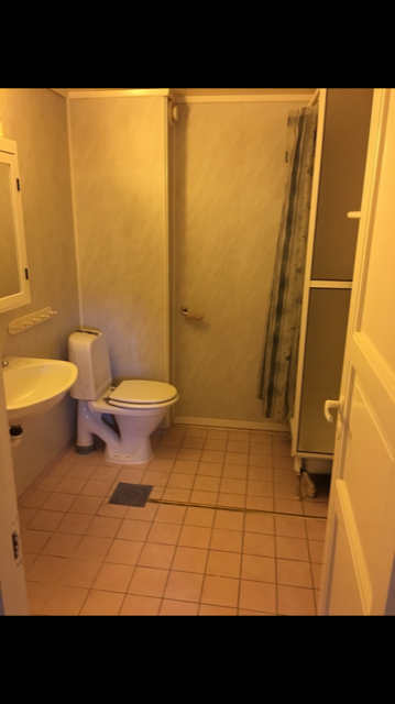 Flislagt bad med varmekabler Galleribilde