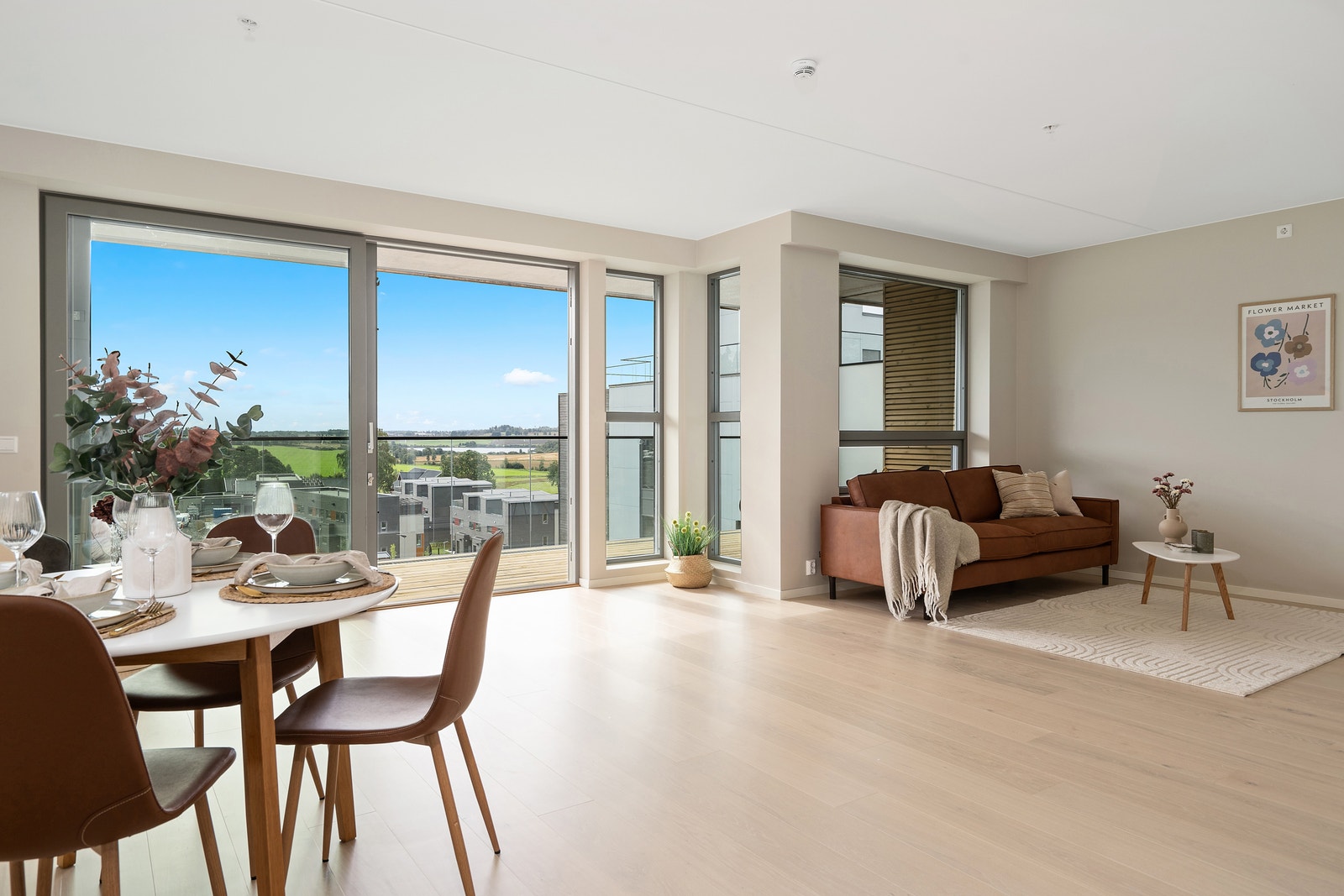 Vi har innredet leilighet i blokk 25, 101 som du kan se på visning. Galleribilde