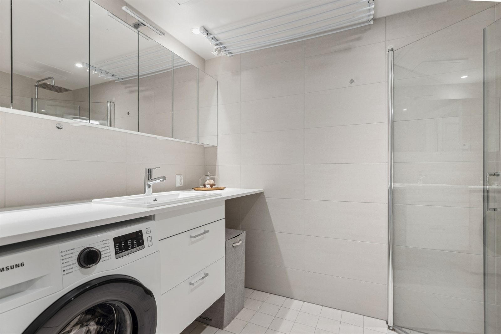 Bad. Godt med oppbevaringsplass. Galleribilde