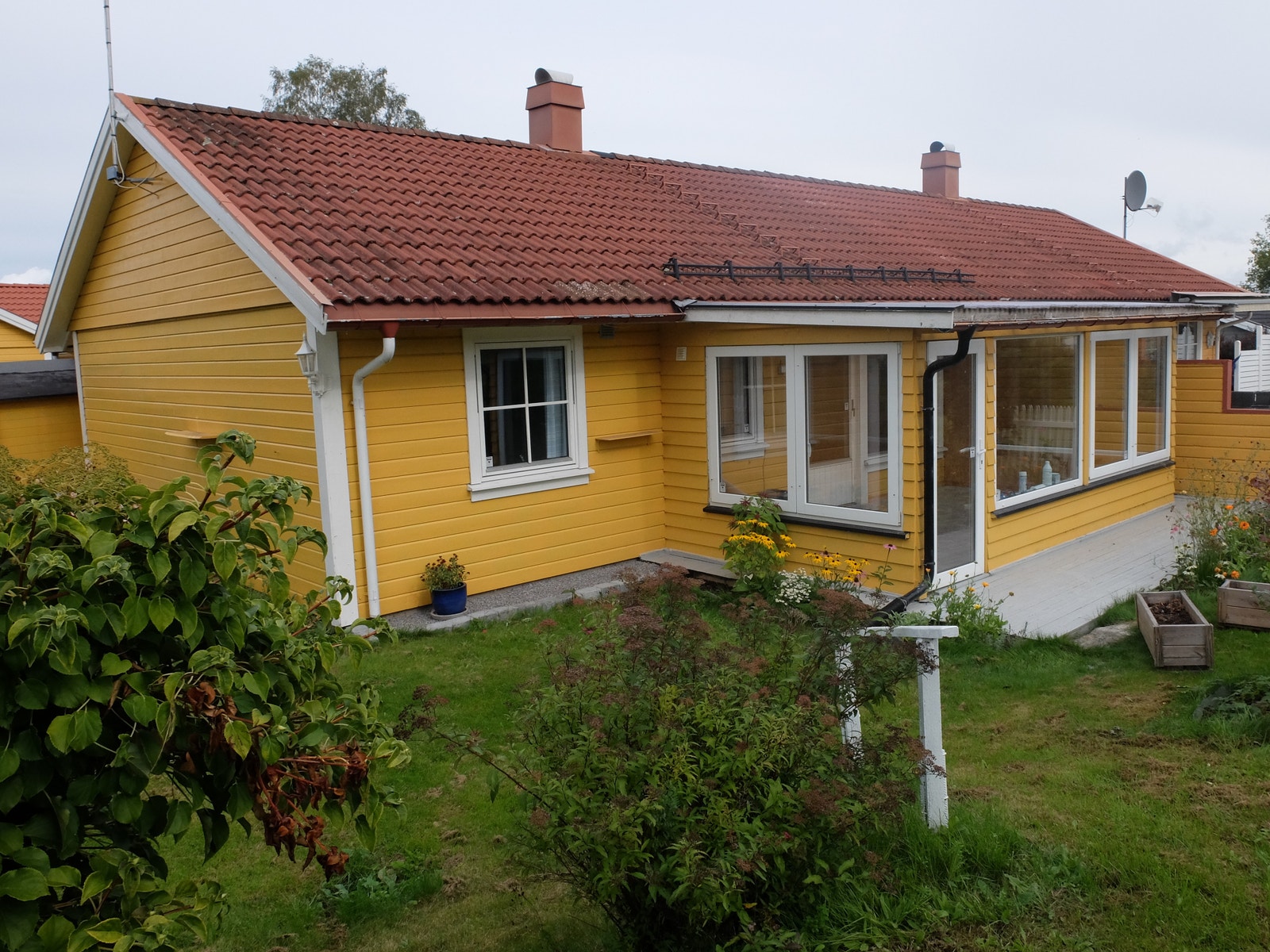 Usjenert hage. Galleribilde