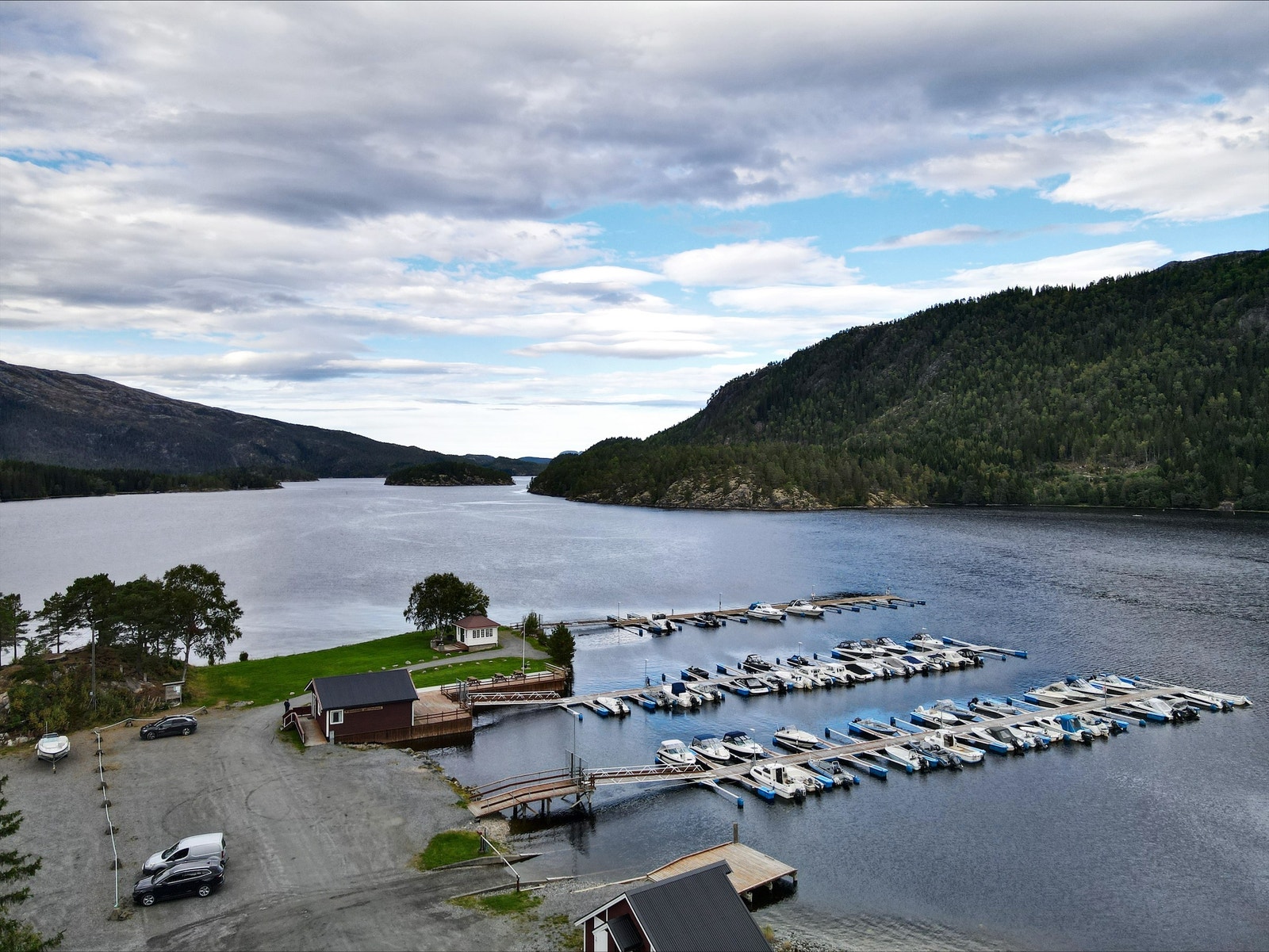 Bangsund båthavn Galleribilde