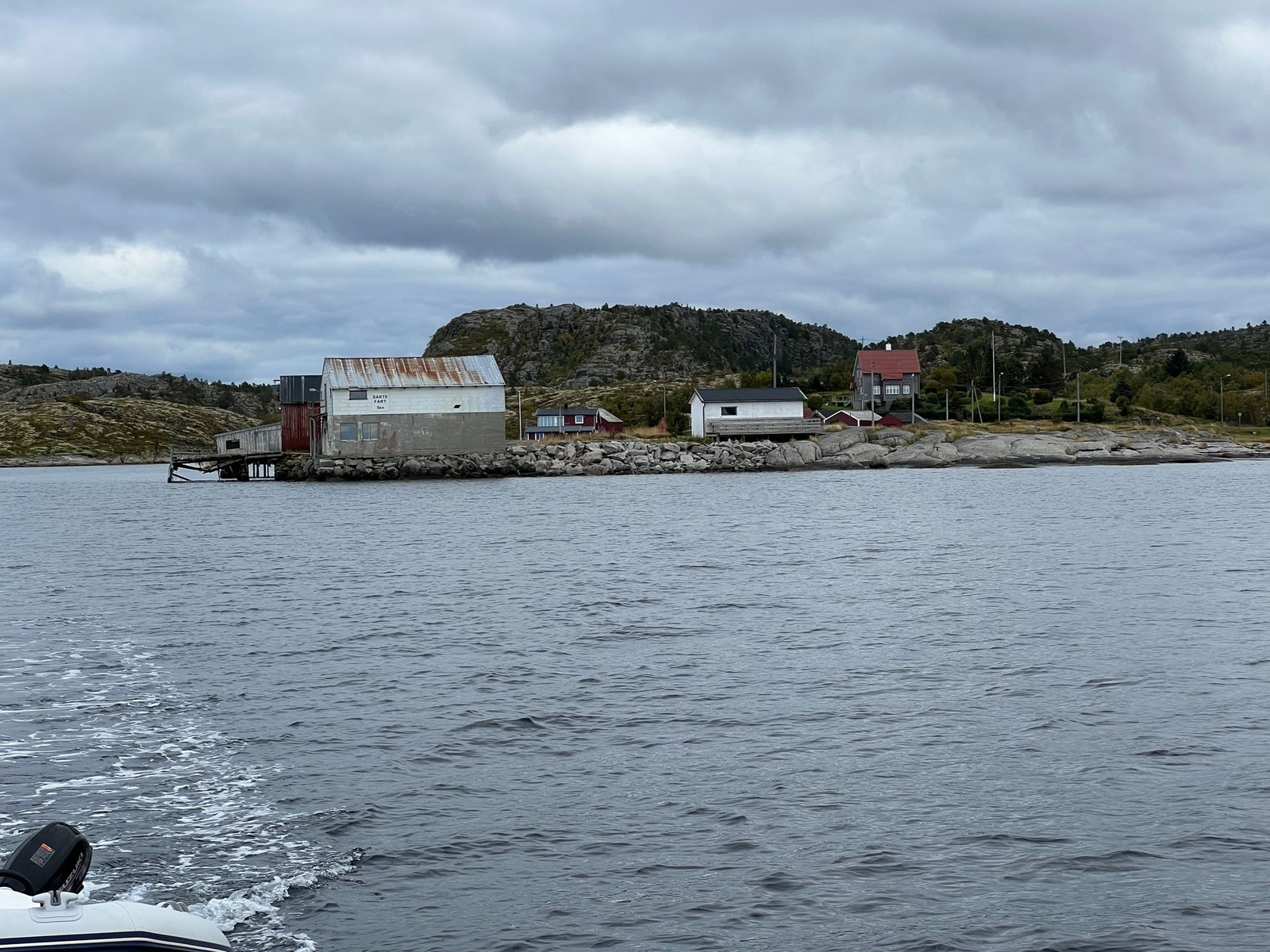 Naustholmen sett fra vest Galleribilde