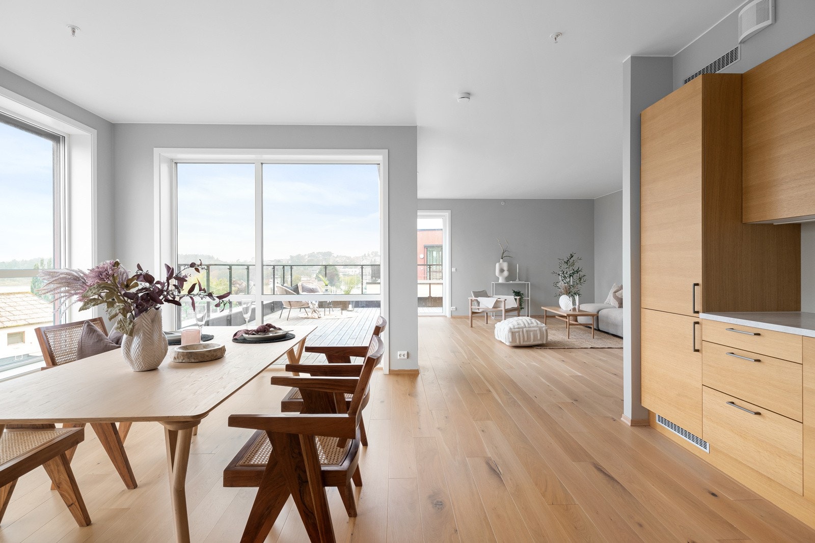 En moderne og romslig leilighet med attraktiv og sentrumsnær beliggenhet. Galleribilde