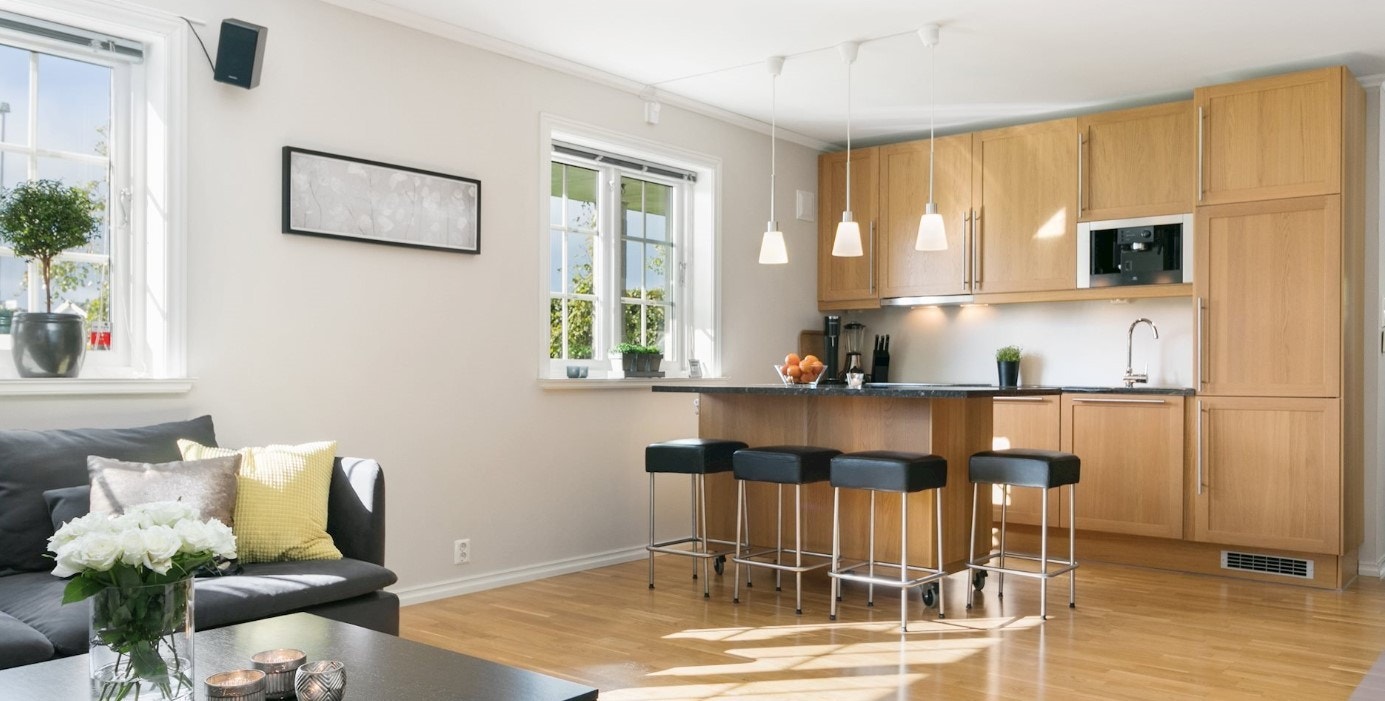 Kjøkken med integrerte hvitevarer Galleribilde