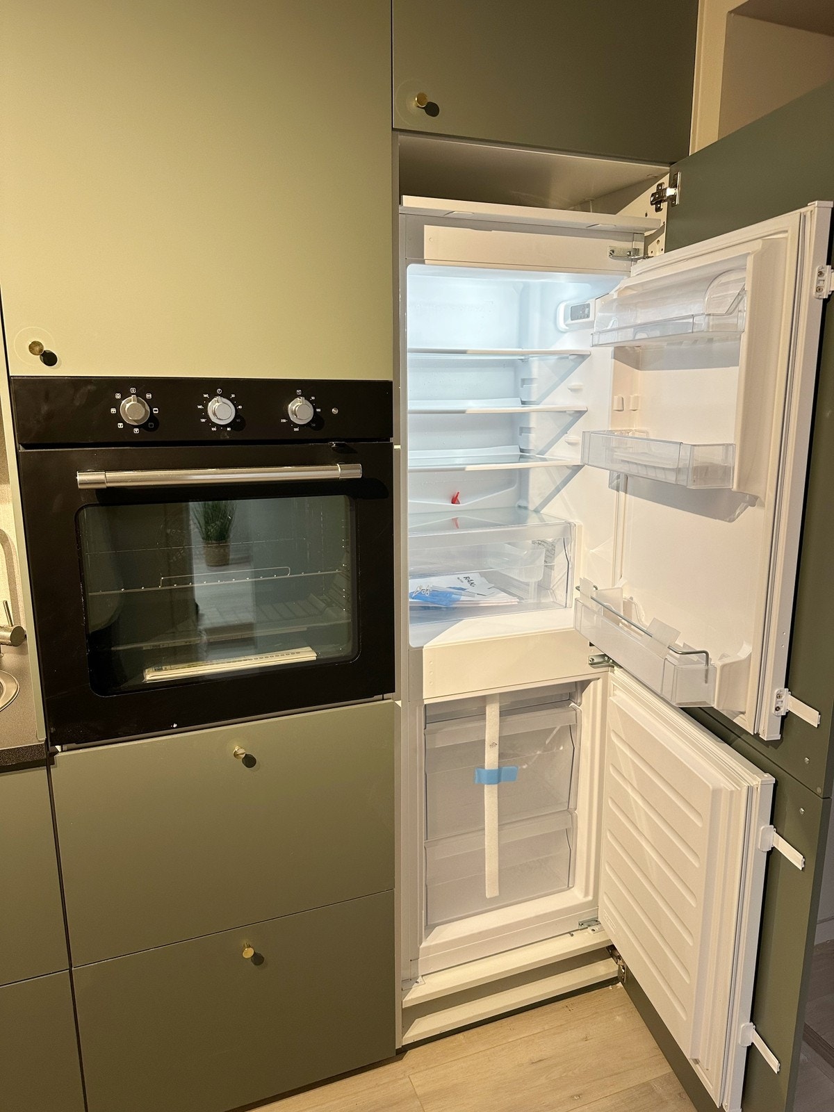 Kjøleskap og frys Galleribilde