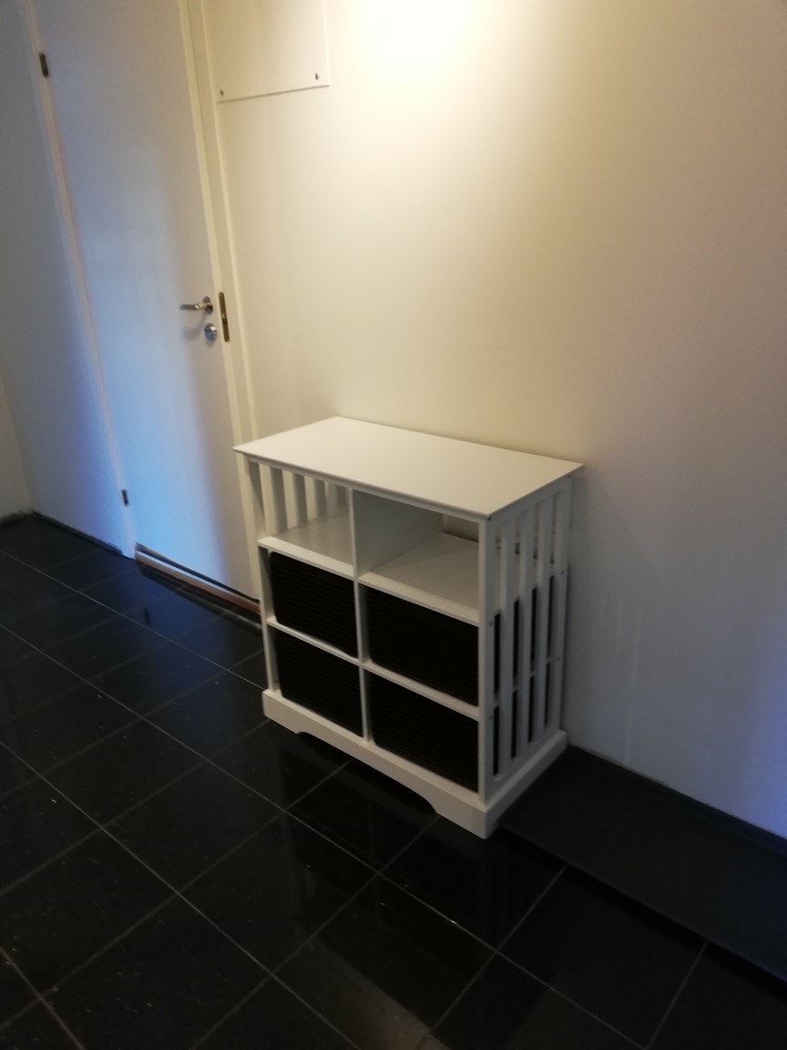 gang. kommode med kurver Galleribilde