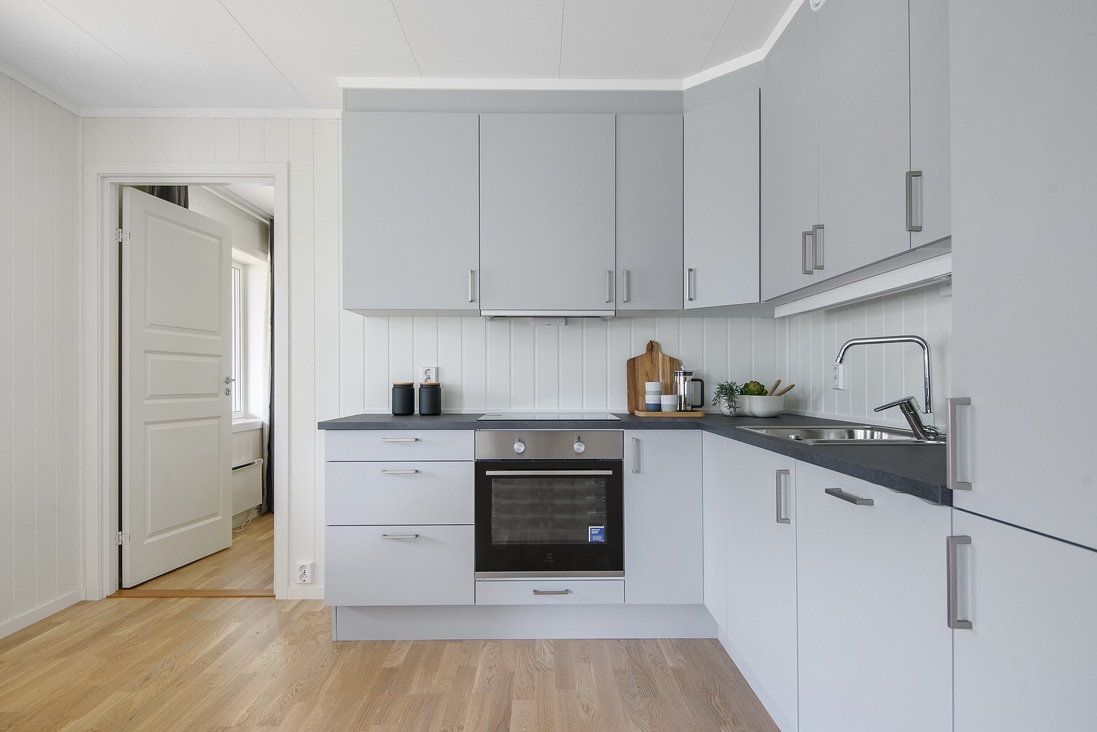 Sigdal kjøkken med Elektrolux hvitevarer | Bilde fra leilighet 5-5 Galleribilde