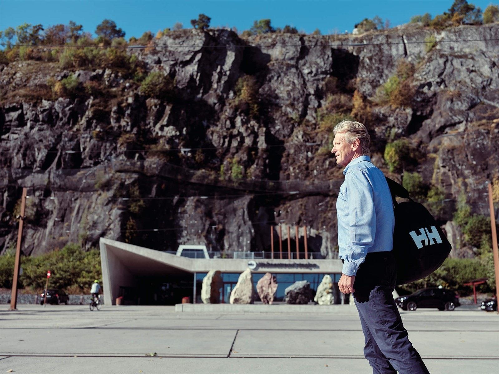 Kort vei til togstasjon.jpg Galleribilde