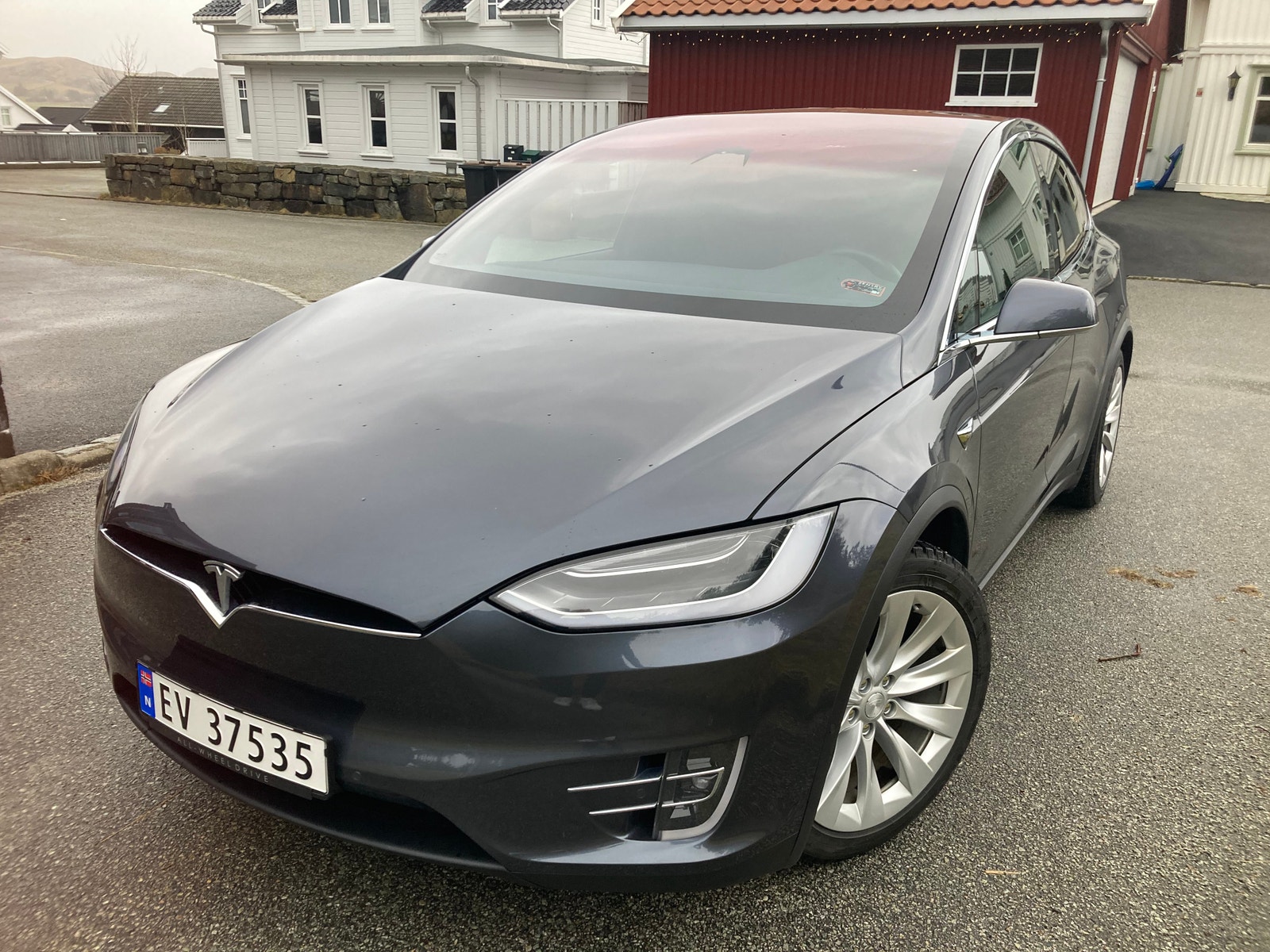 Tesla Model X 22
