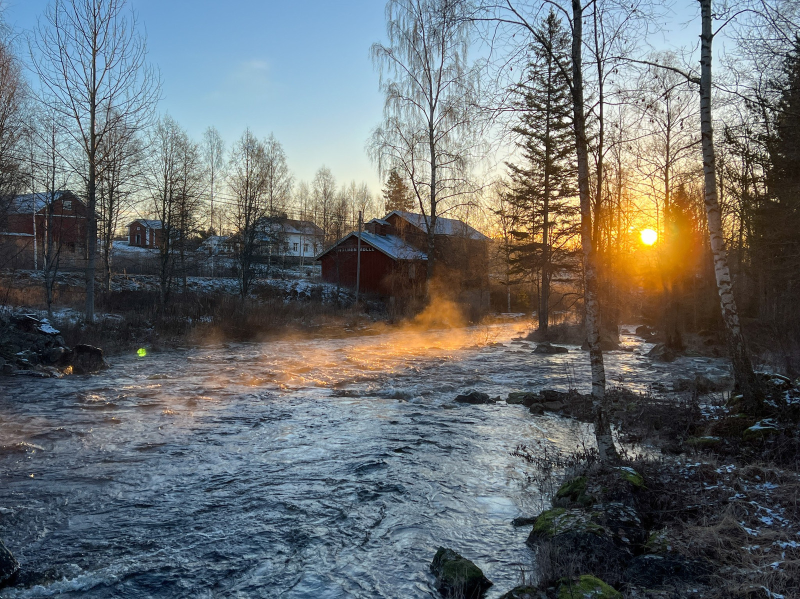 Vestbredden Sagåa. Foto: Knut Sørby