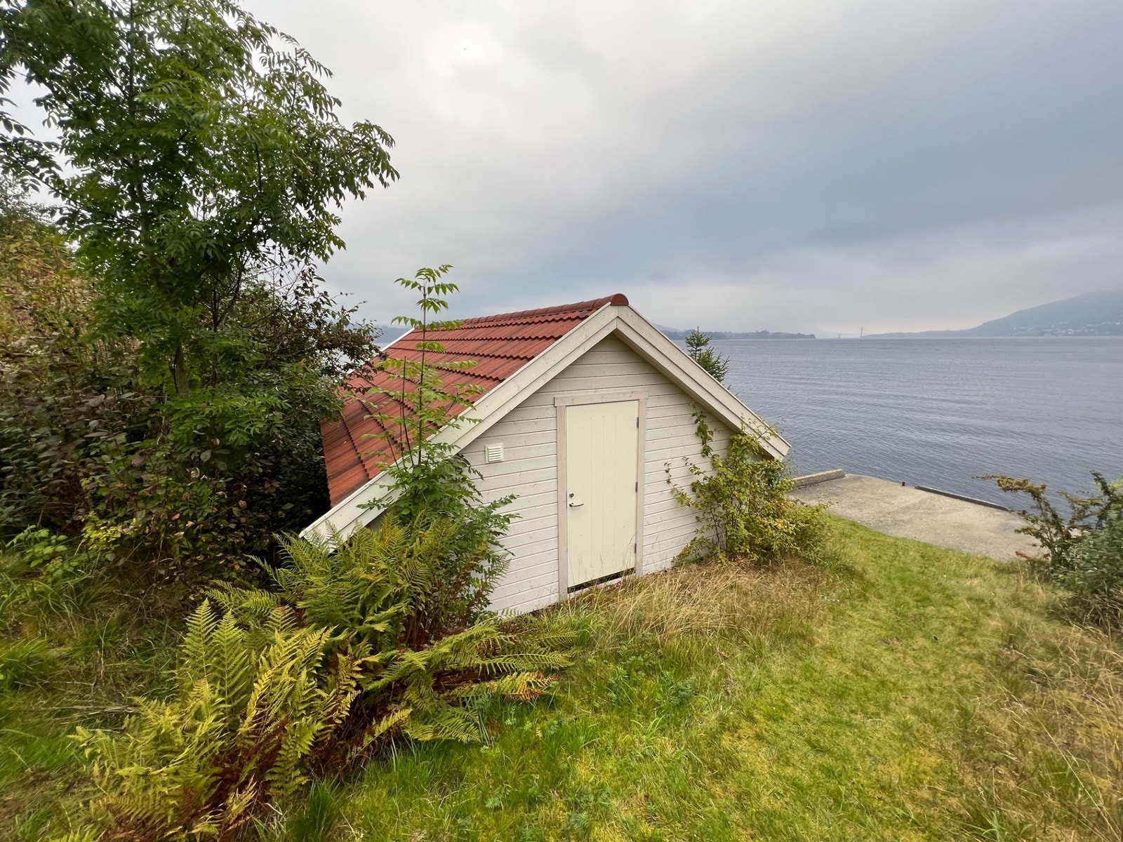 Egen inngangsdør til loftsrom. Galleribilde