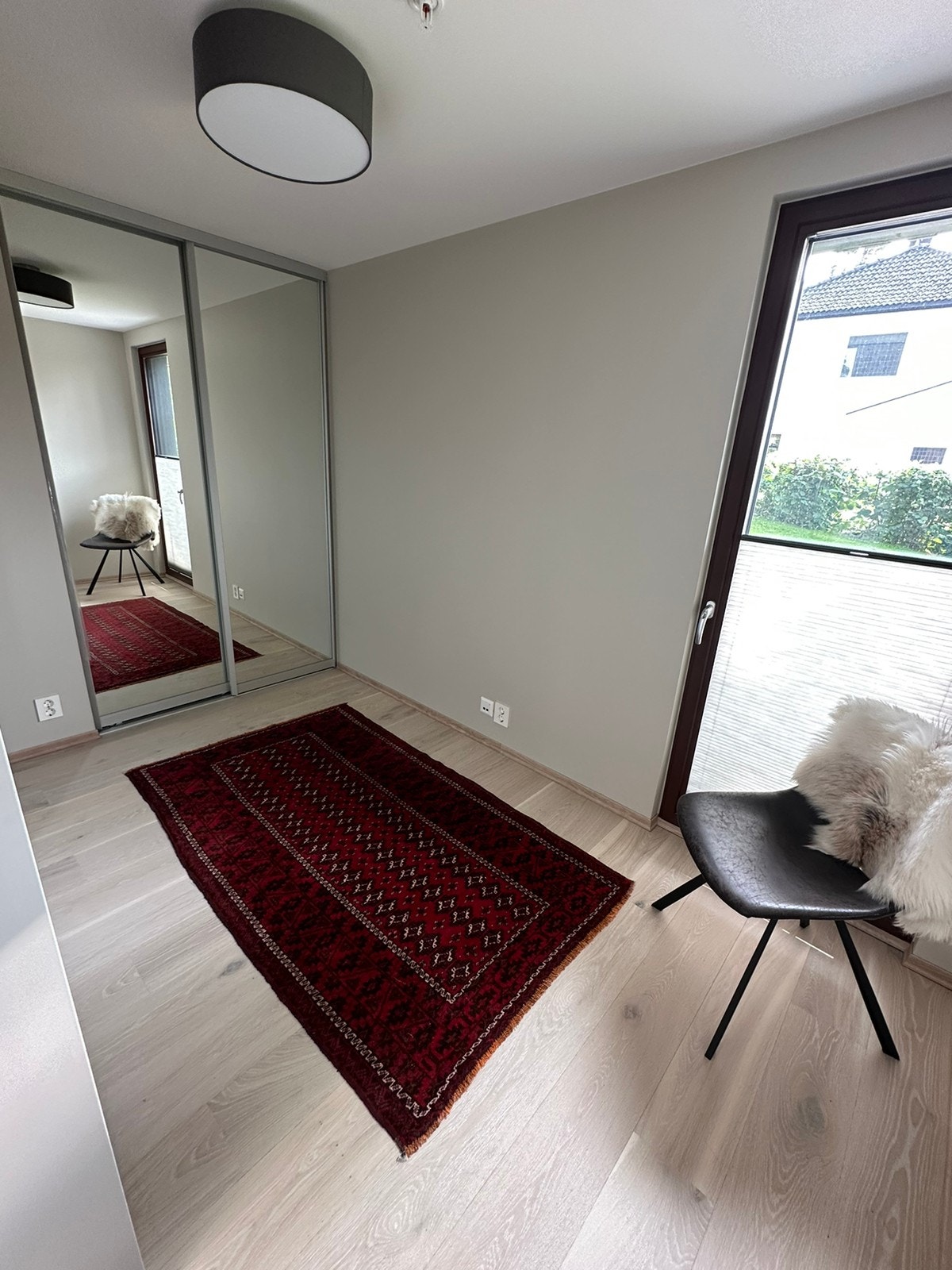 Gjesterom med garderobe Galleribilde