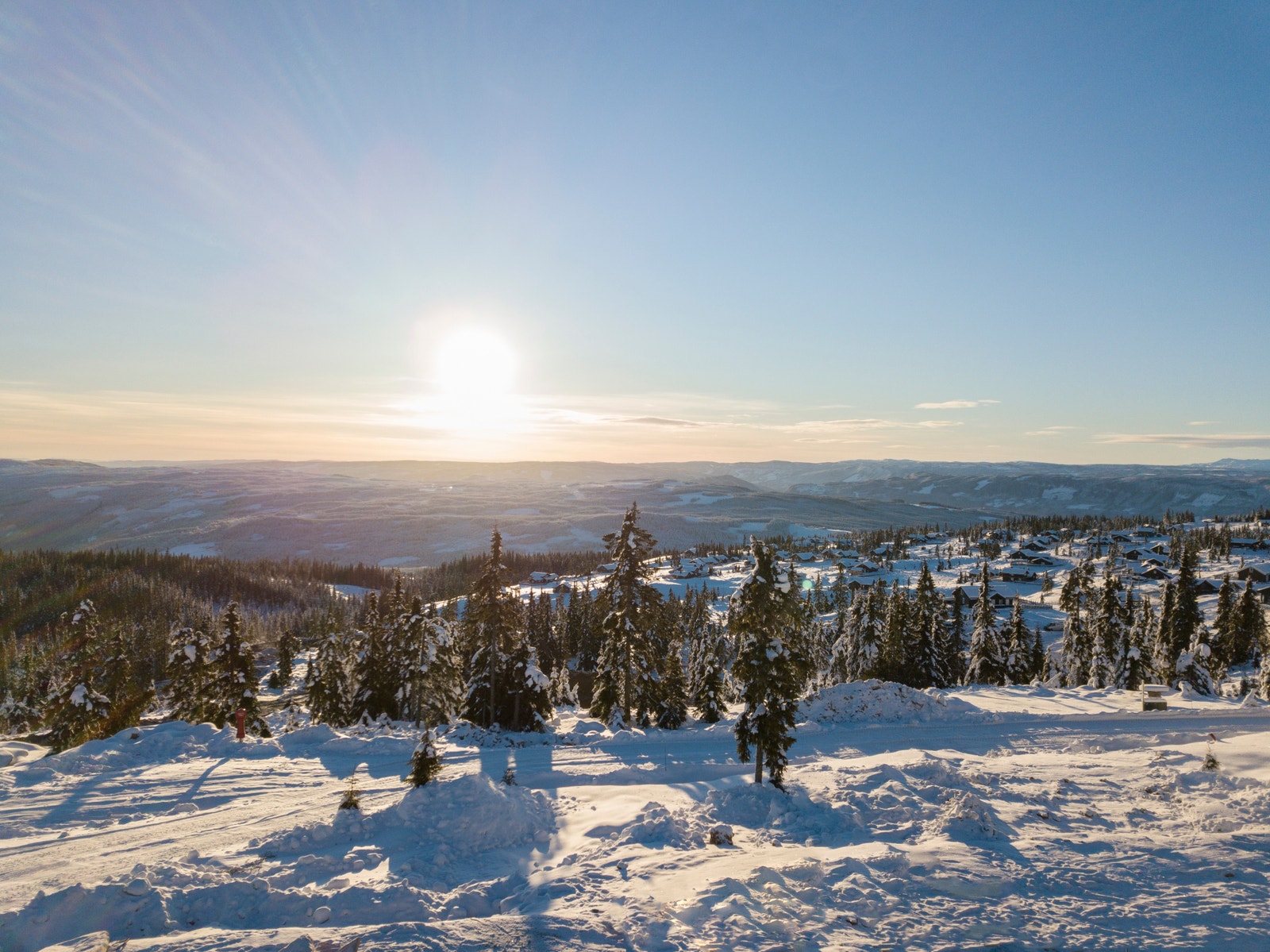 Oversiktsbilde mot sør Galleribilde